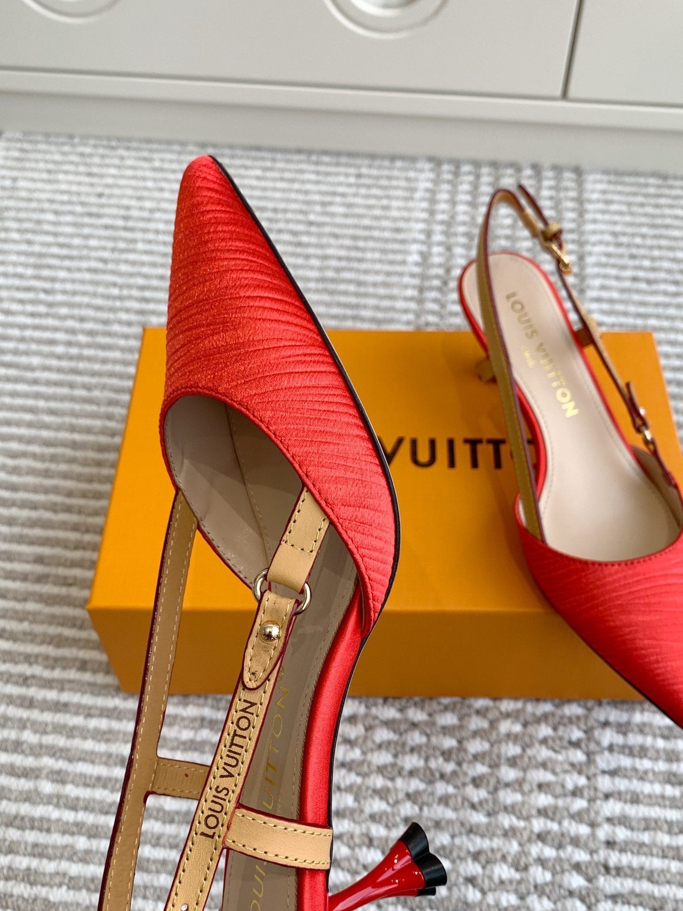 BLOSSOM SLINGBACKS 55 MM IN CHERRY RED IMPORTED STRIPED SILK SATIN