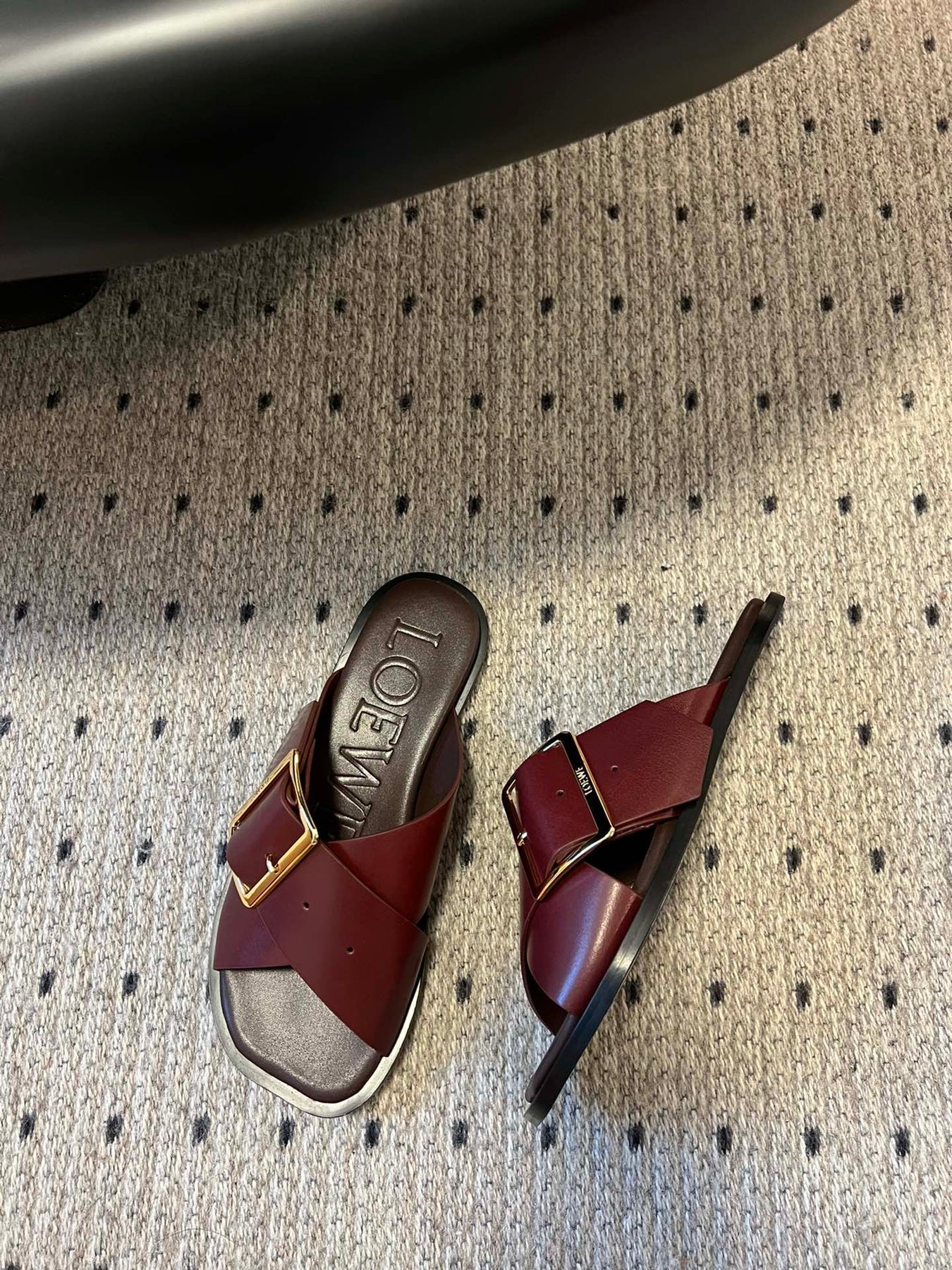 PETAL BELT FLAT SANDAL IN SANGRIA RED CALFSKIN