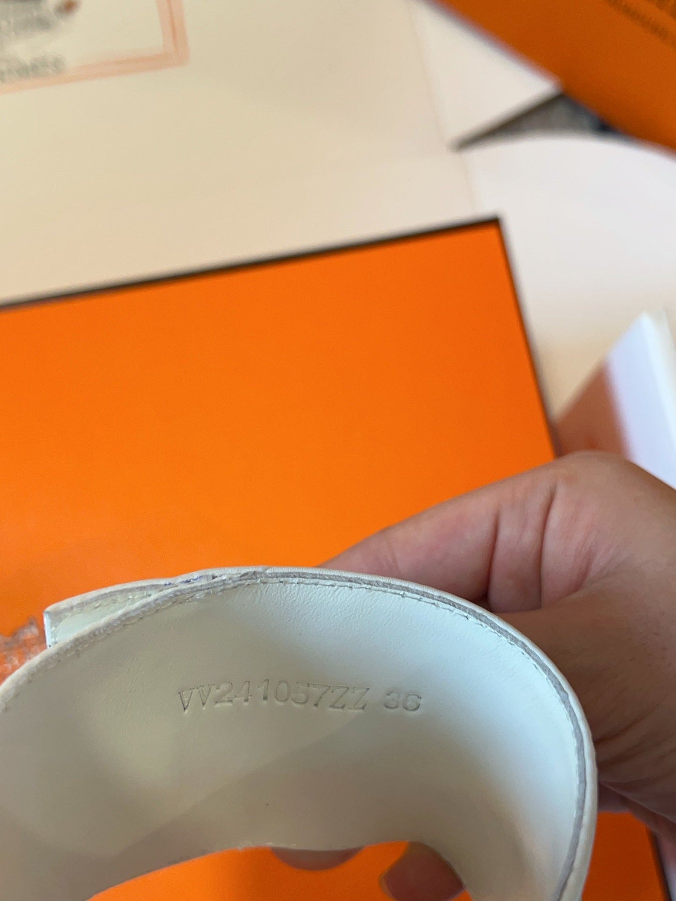 GIULIA FLAT SANDAL IN WHITE CALFSKIN