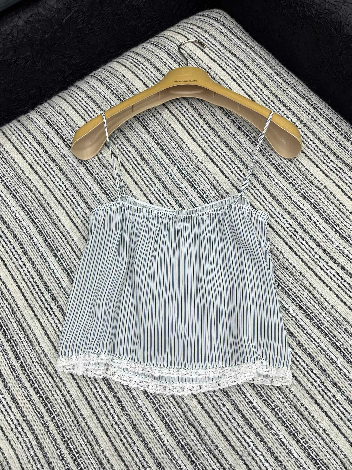 Miu Miu Crop Top