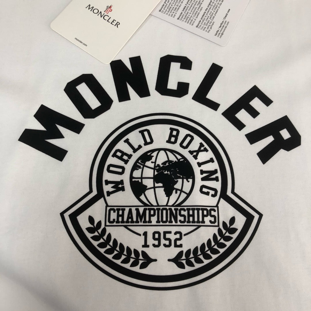 Moncler T-shirt