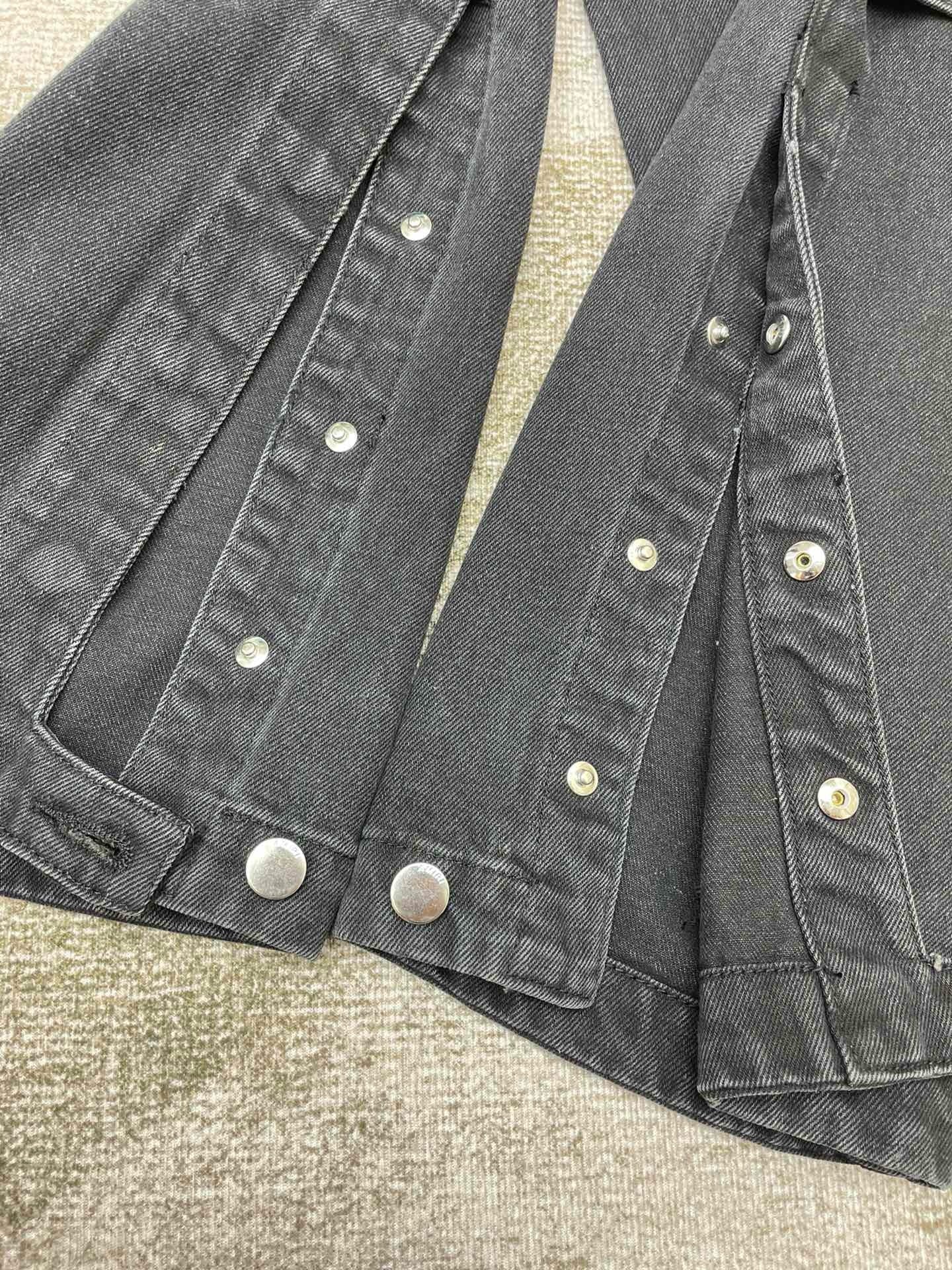 Amiri Jeans