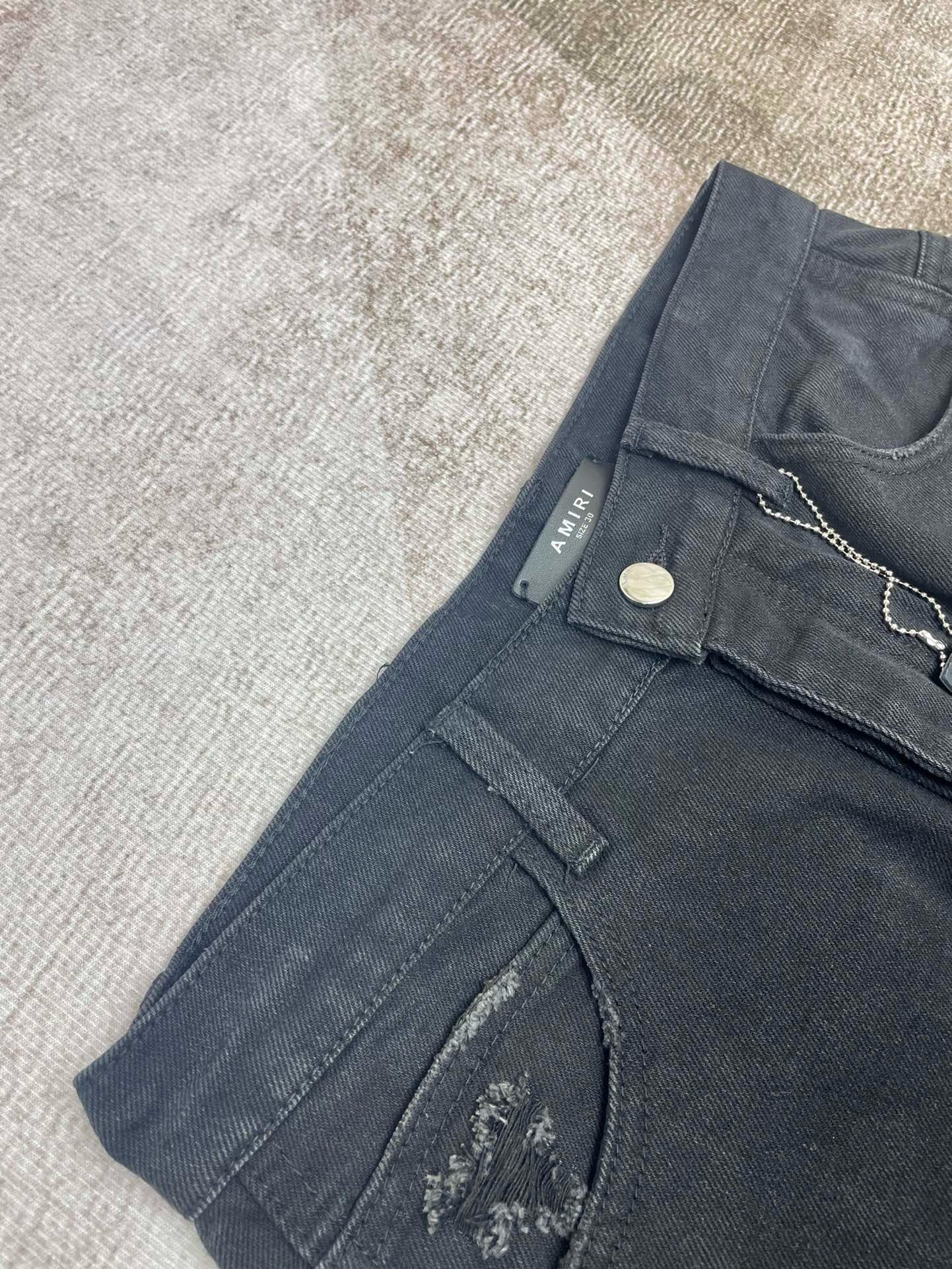 Amiri Jeans