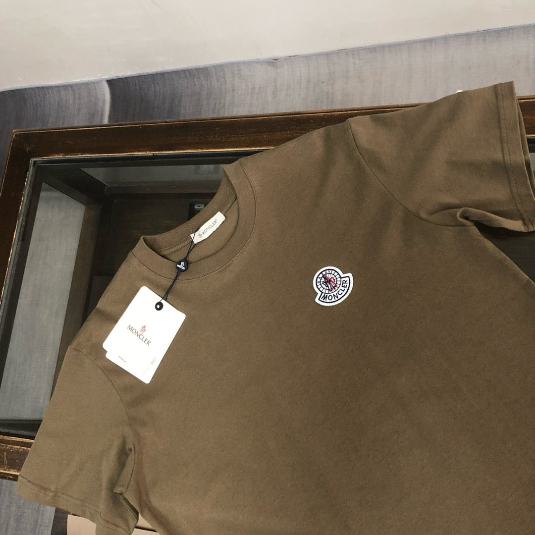 Moncler T-shirt