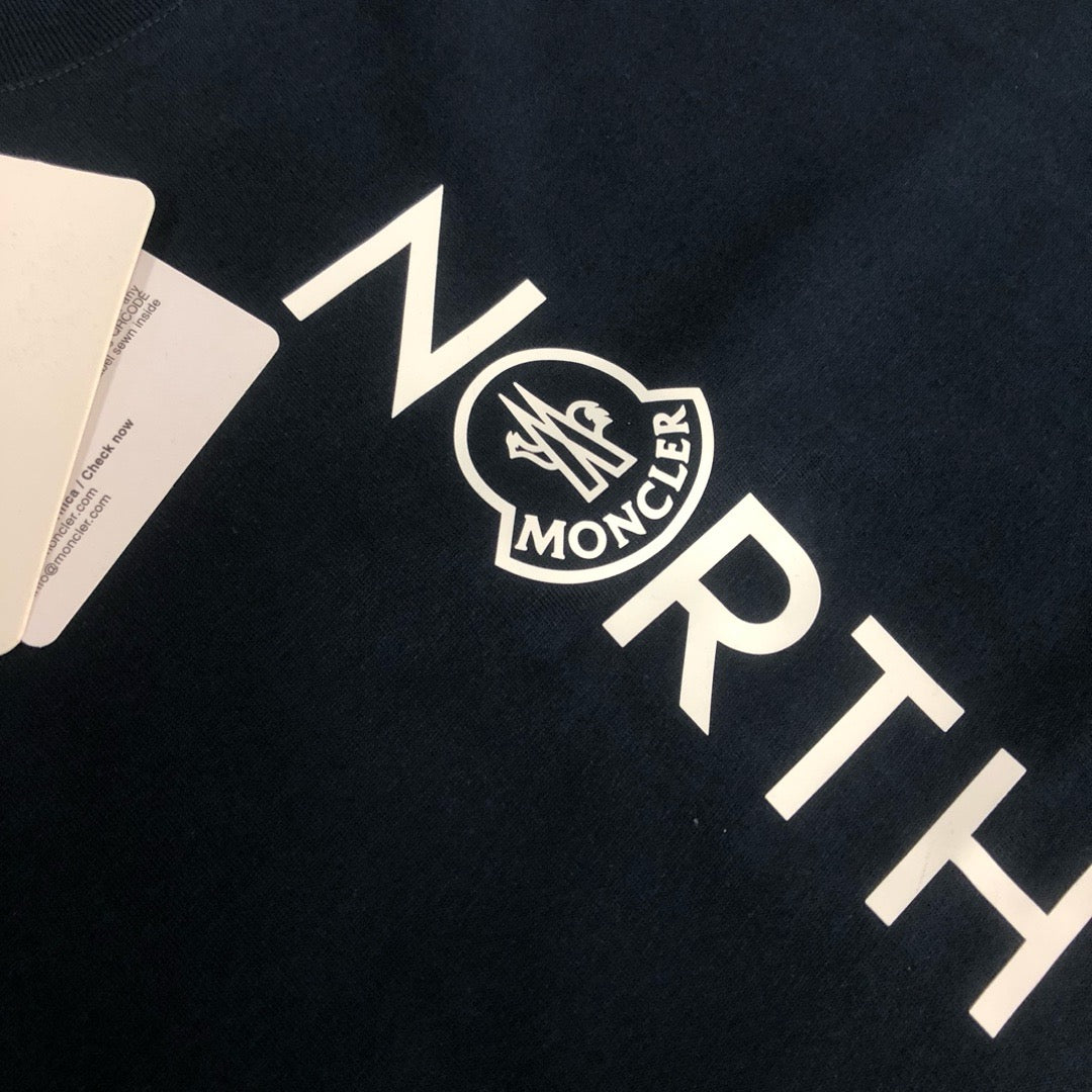 Moncler T-shirt