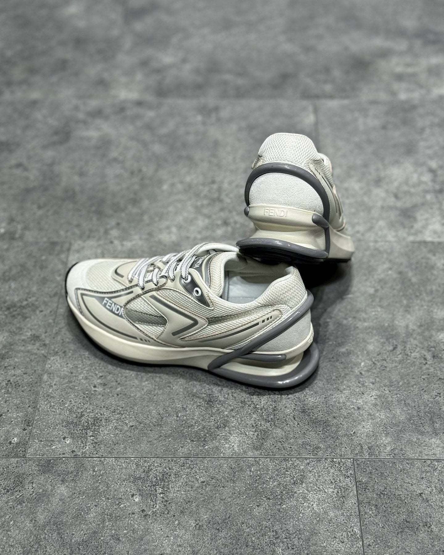 FEN Sneakers