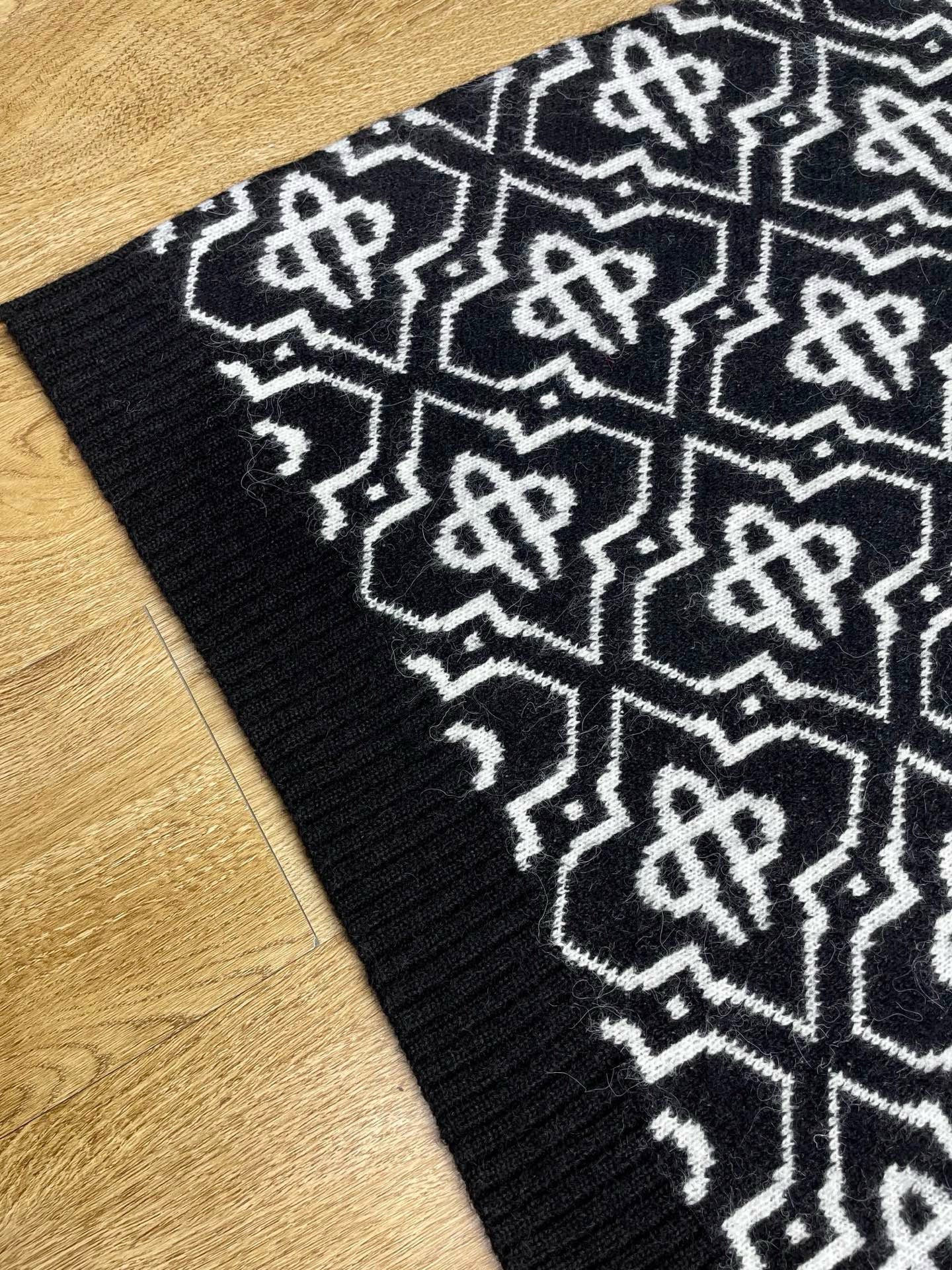 Casablanca Sweater