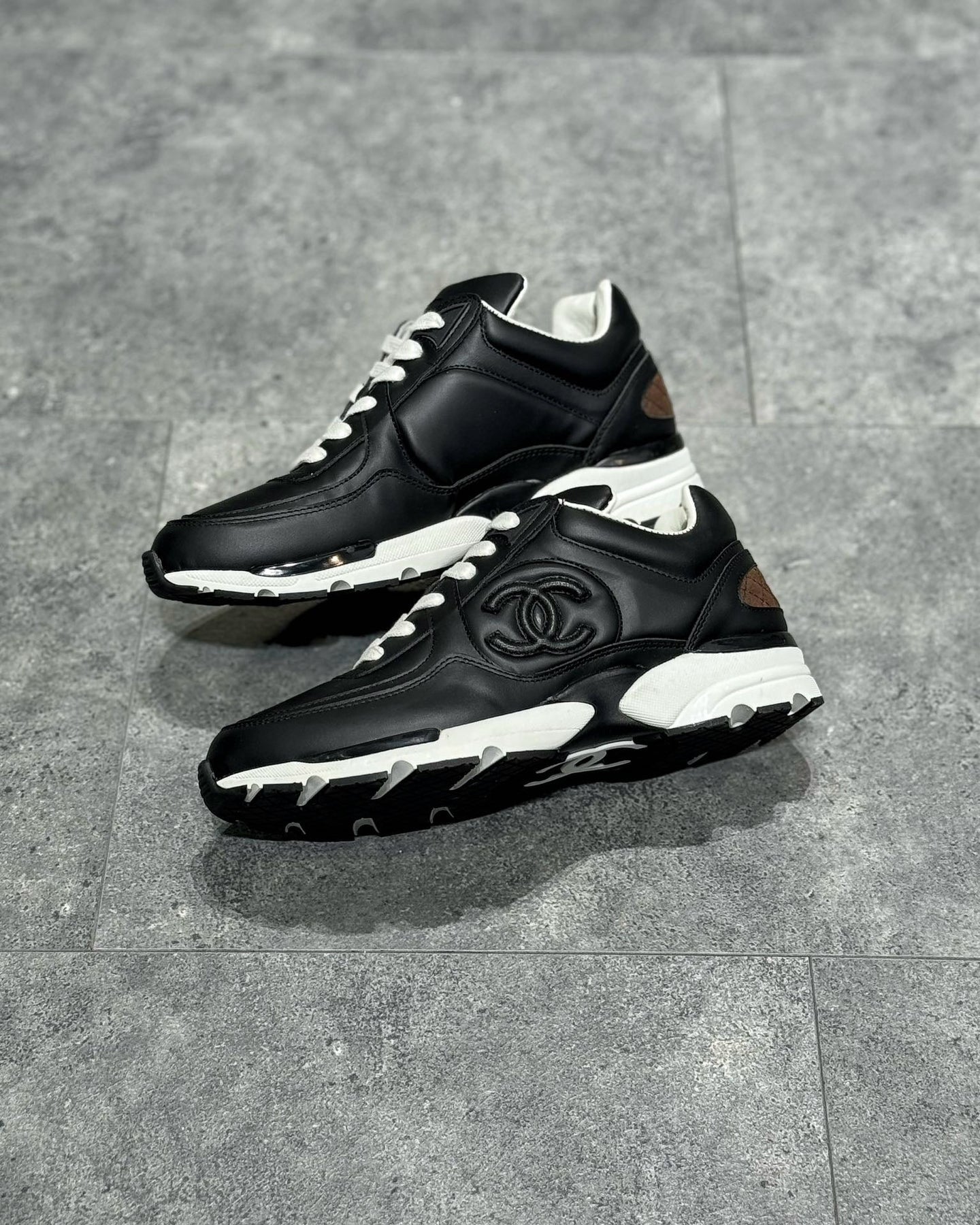 CHA Sneakers