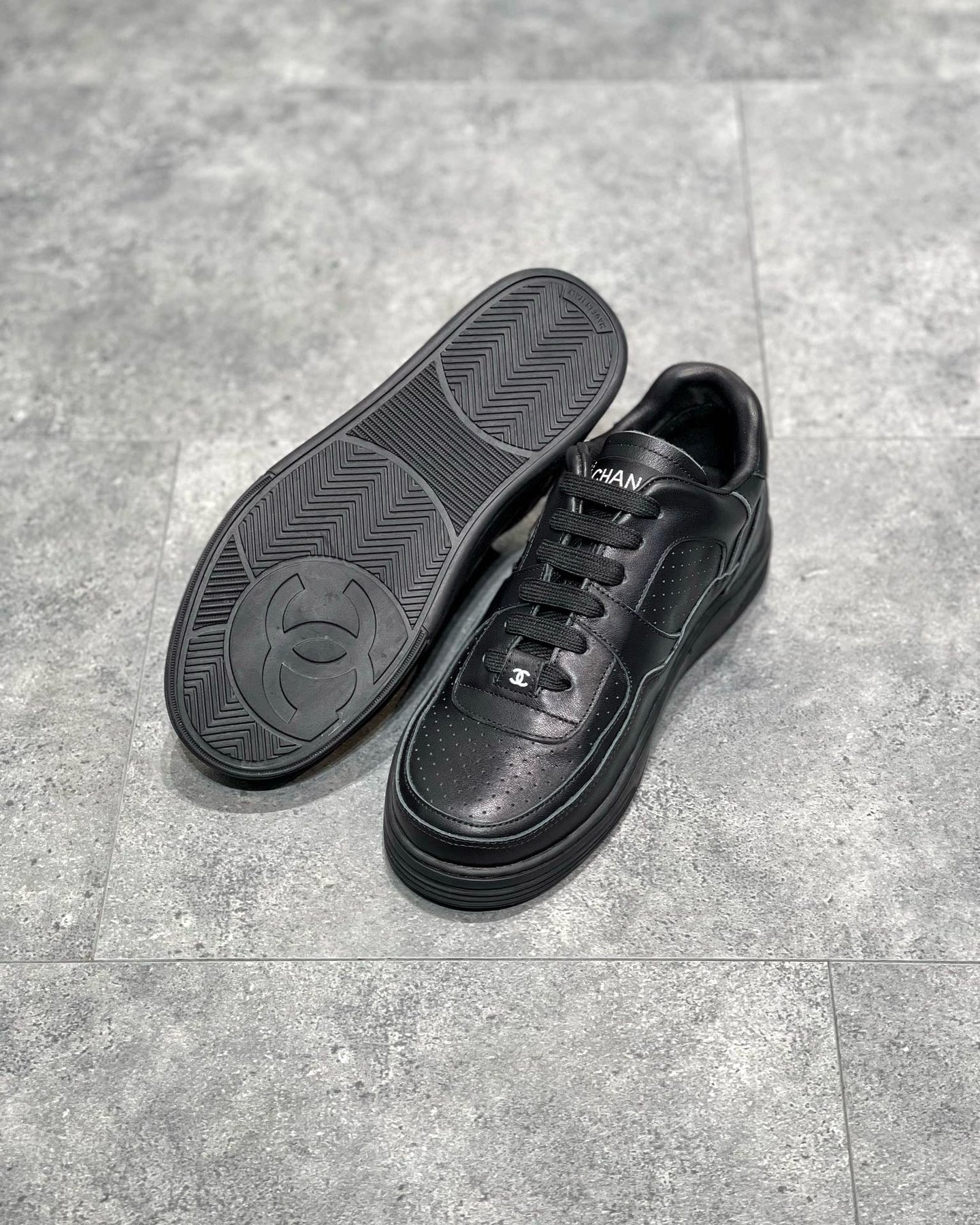 CHA Sneakers