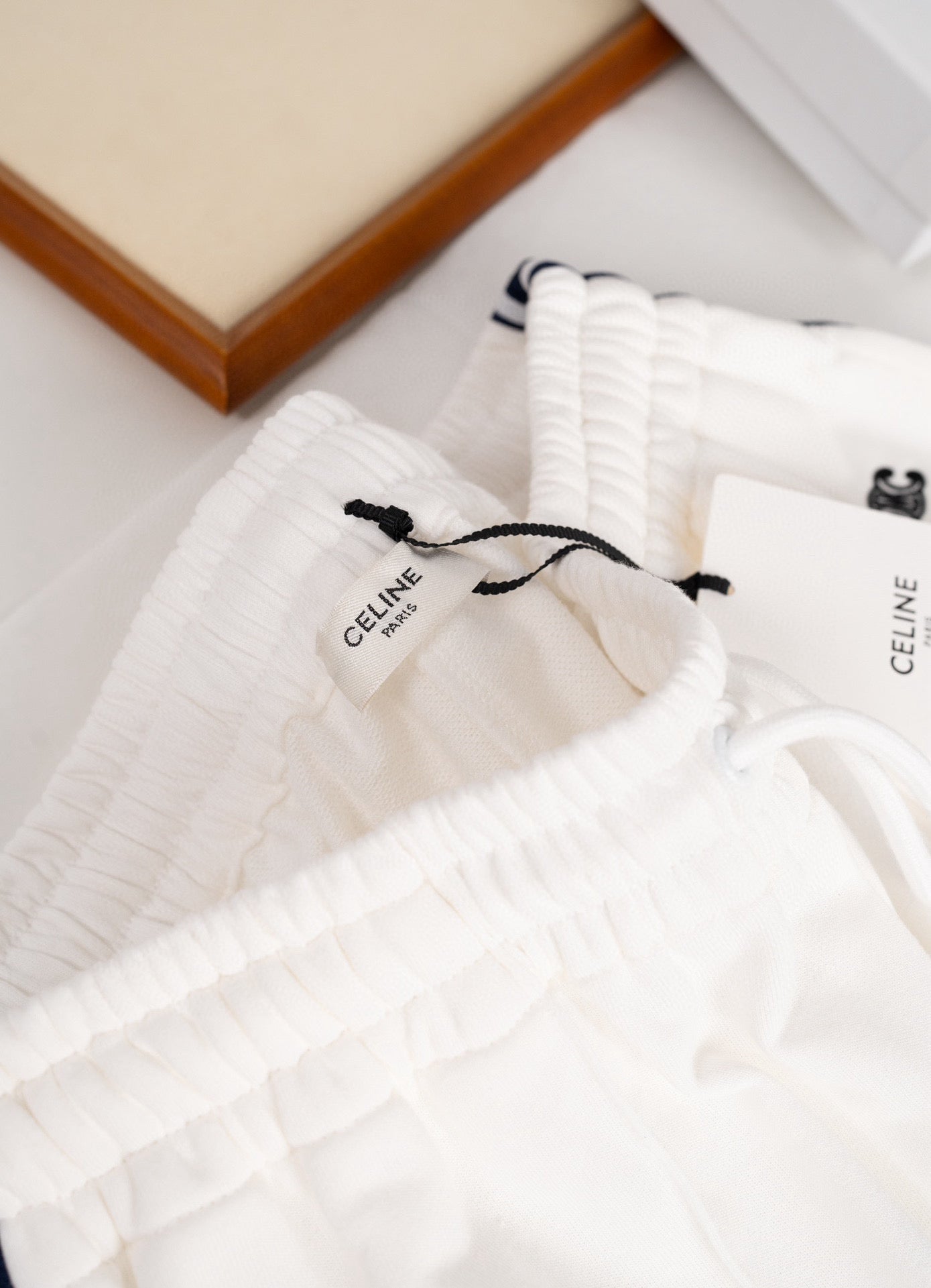 Celine Pant