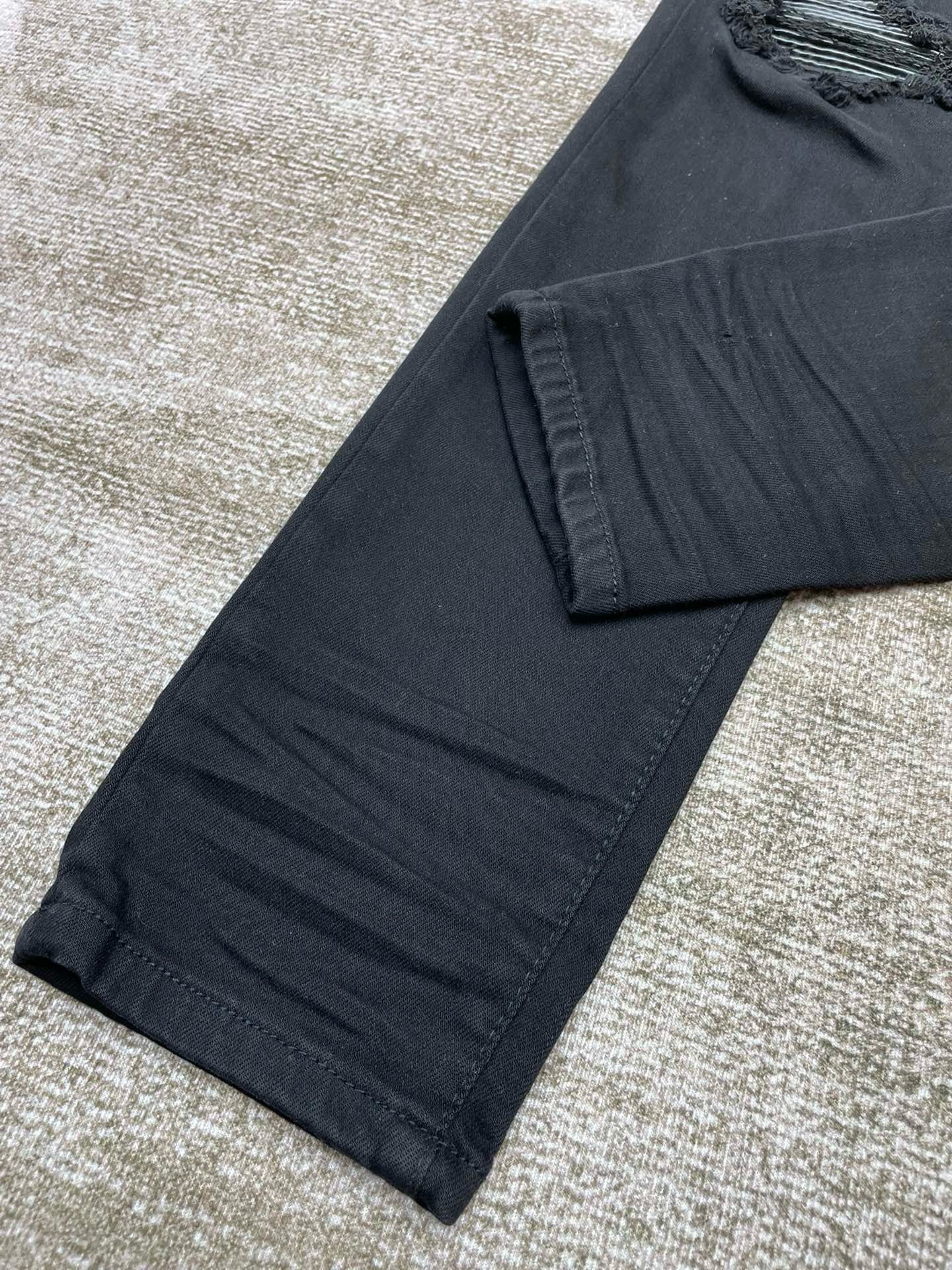 Amiri Jeans