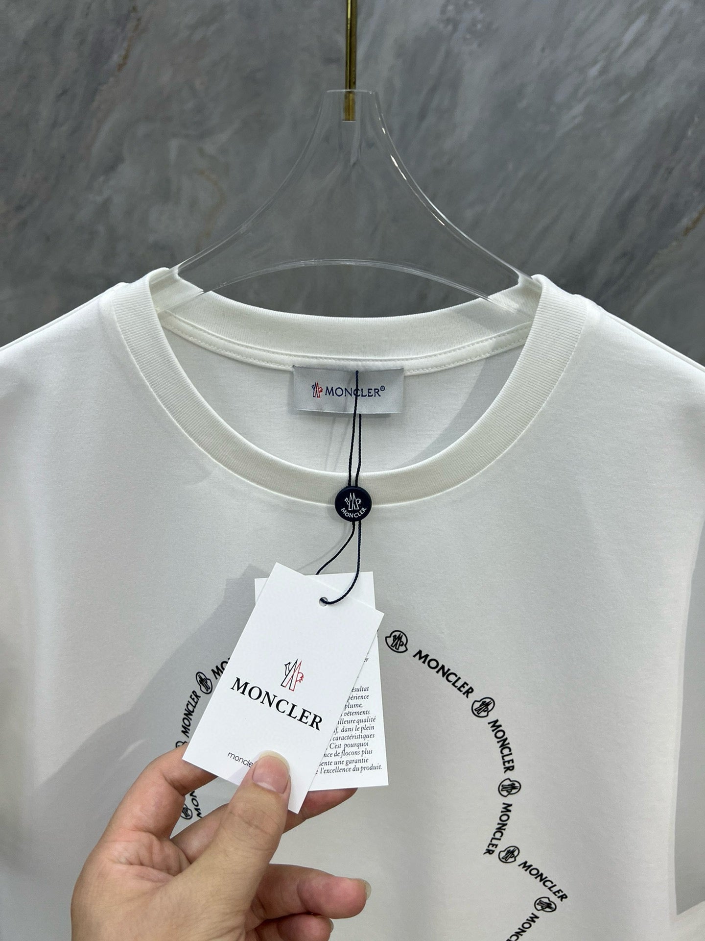 Moncler T-shirt