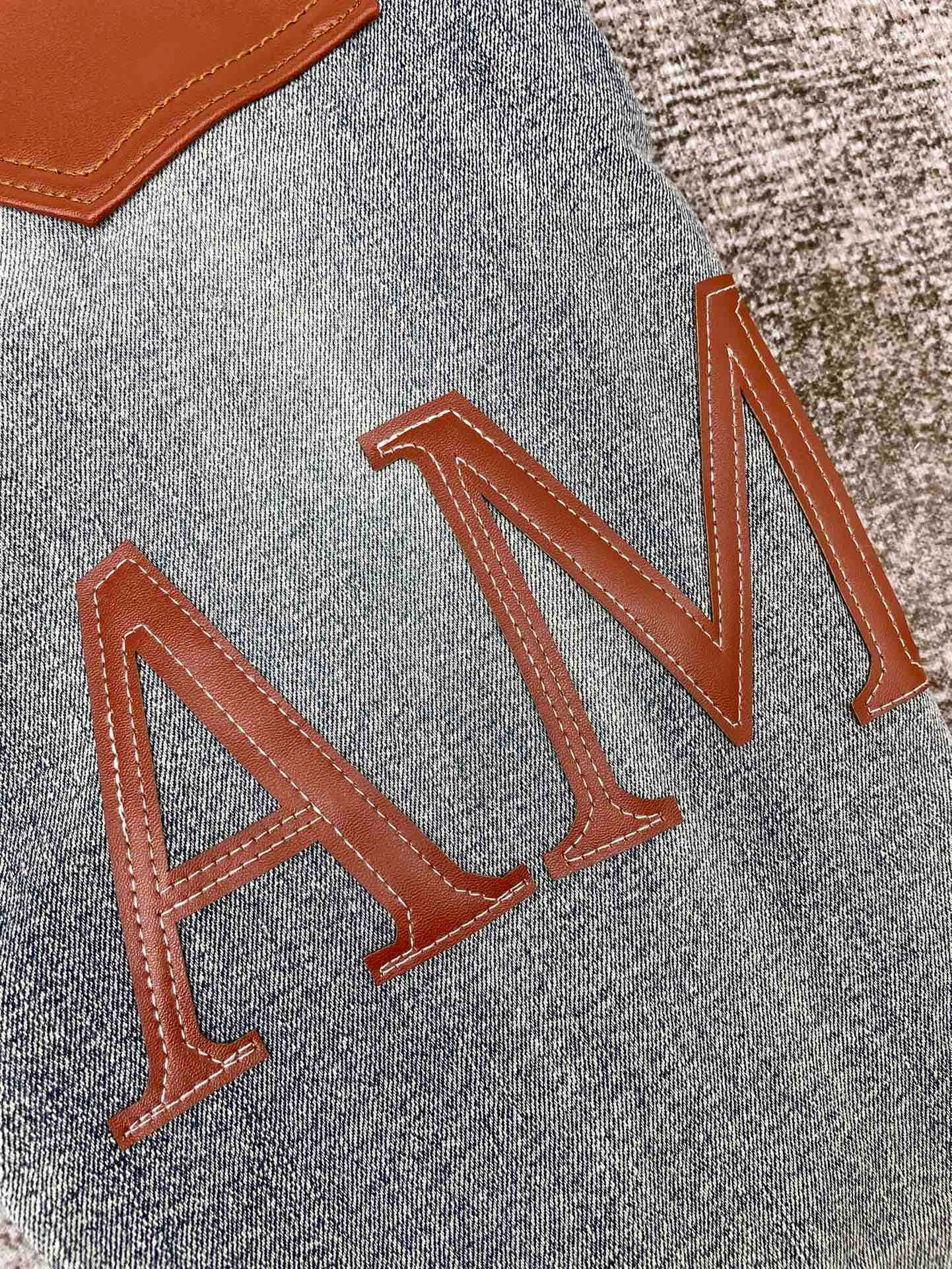 Amiri Jeans