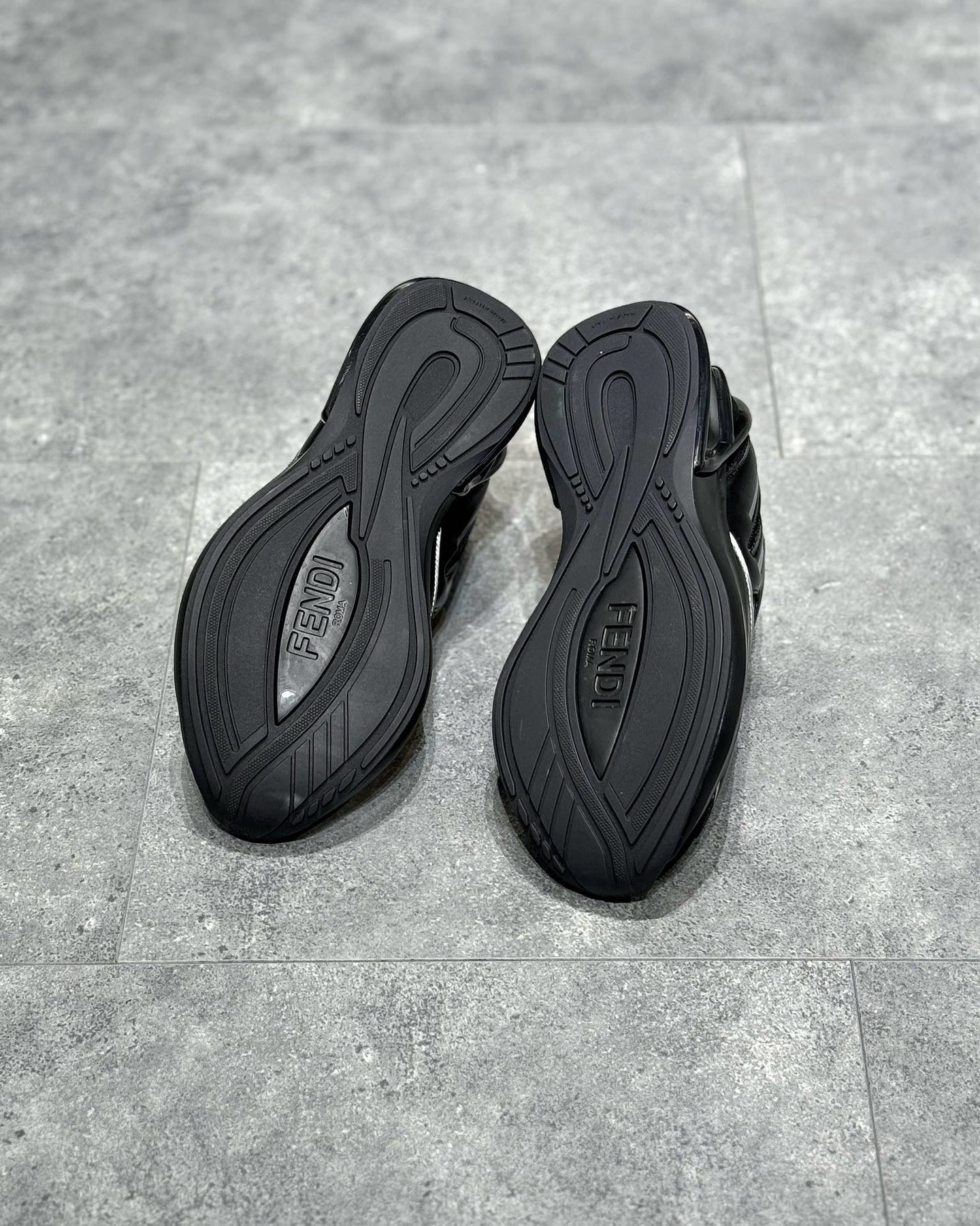 FEN Sneakers