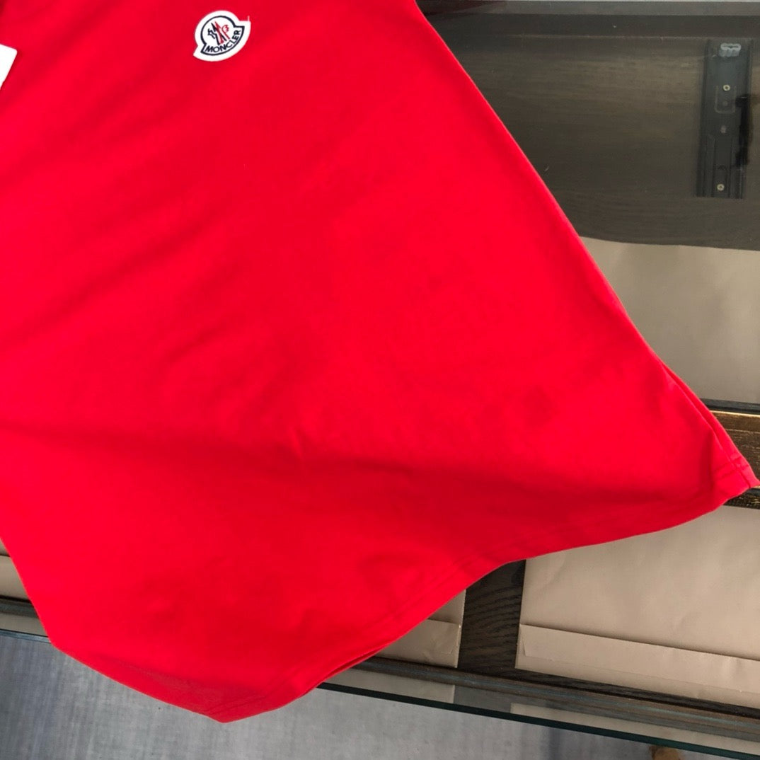 Moncler T-shirt