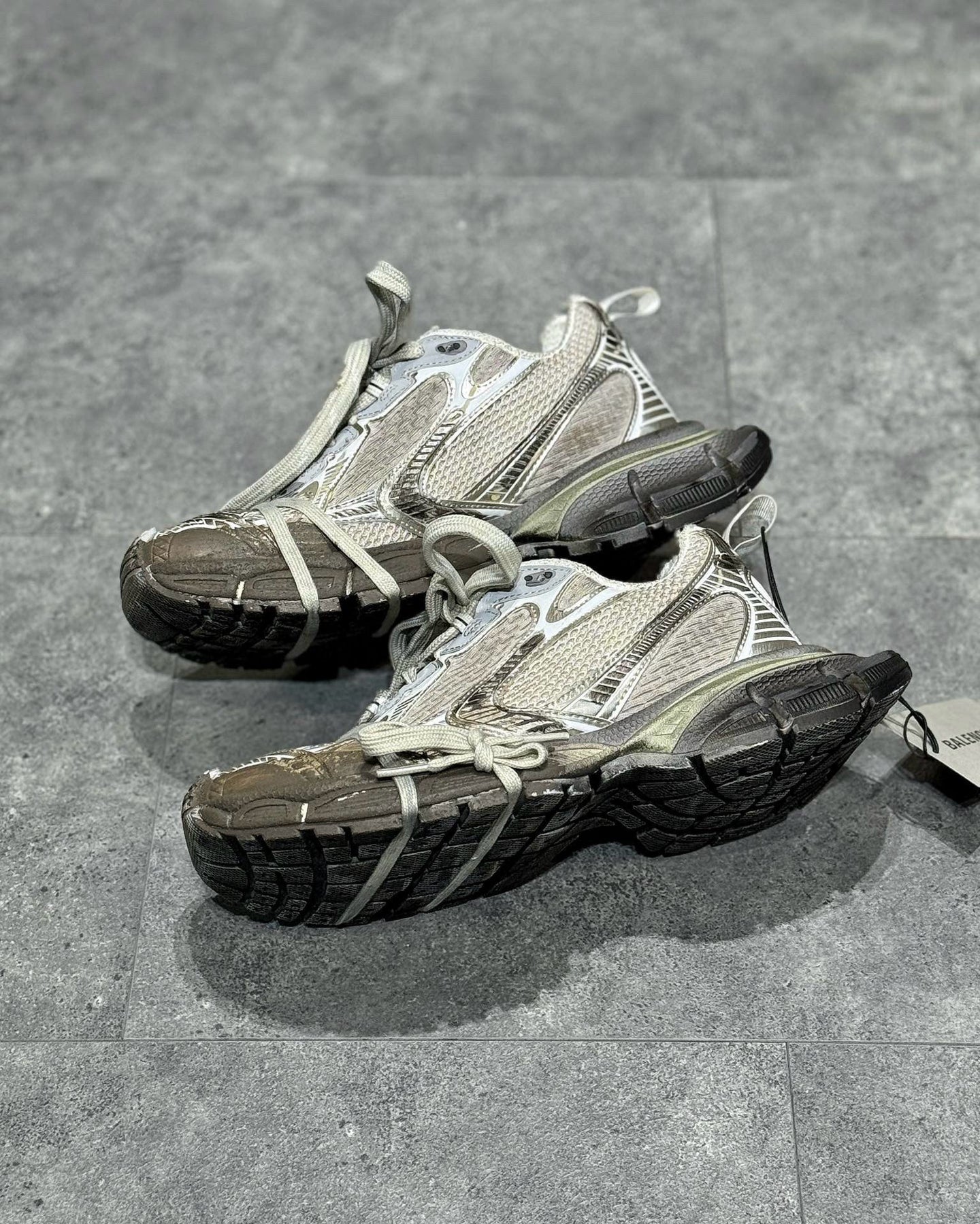BLCG Sneakers