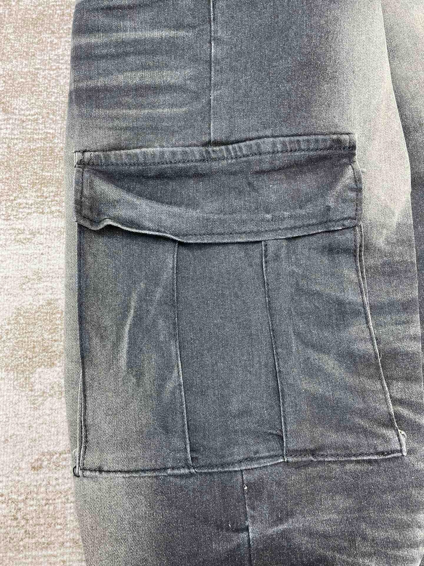 Amiri Jeans