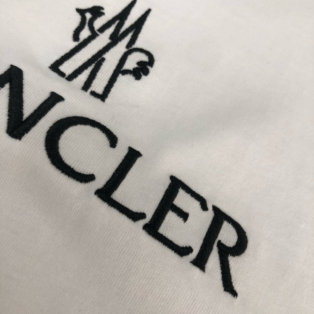 Moncler T-shirt