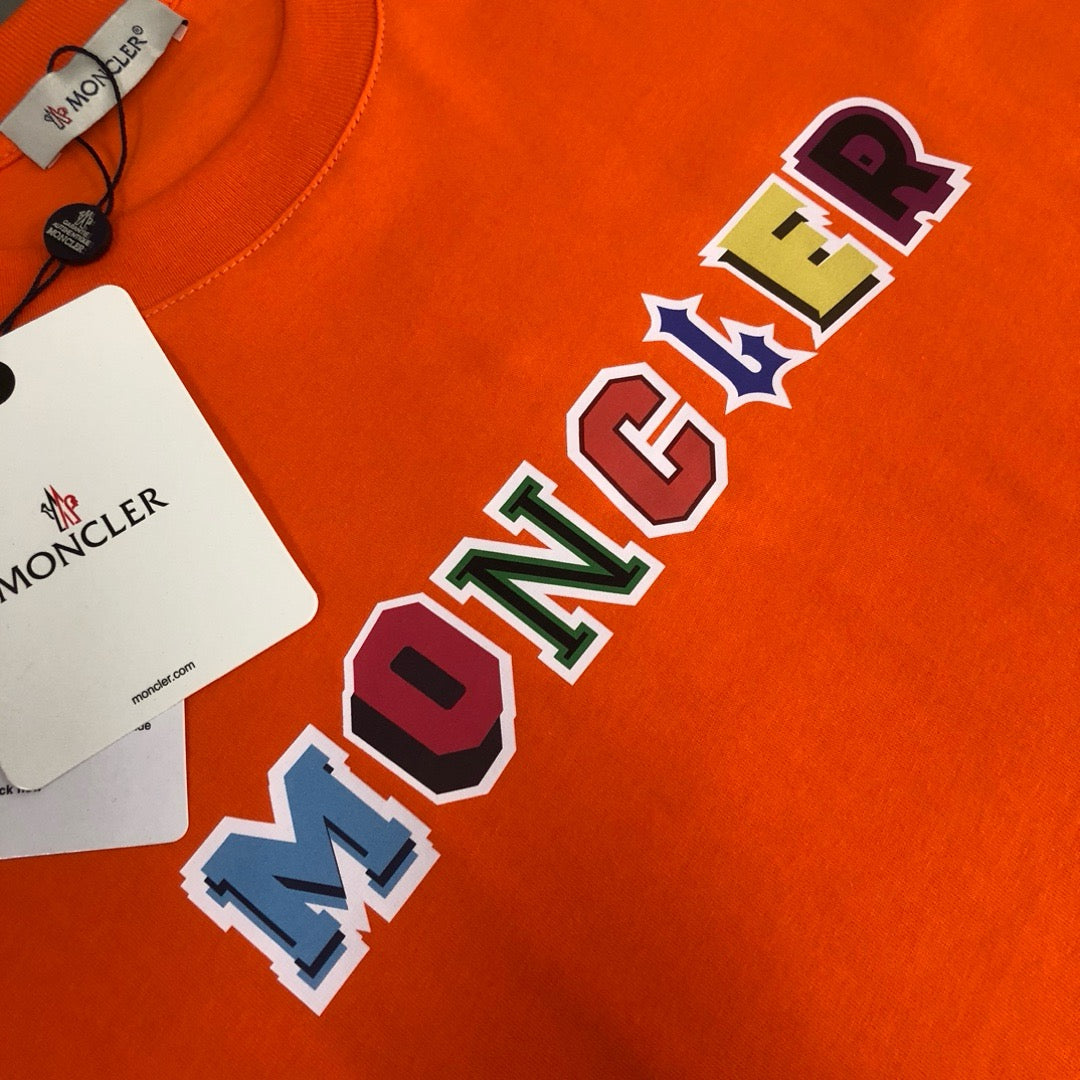Moncler T-shirt