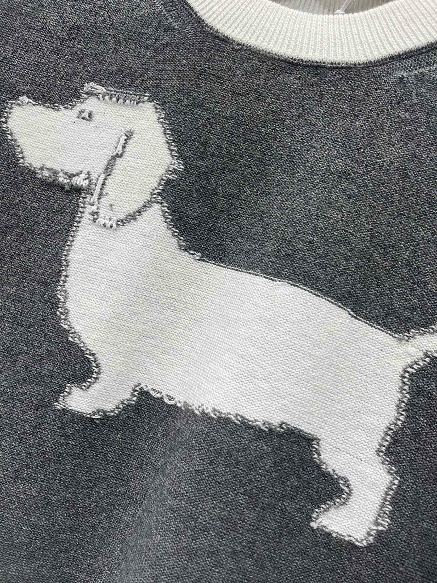 TB Sweater