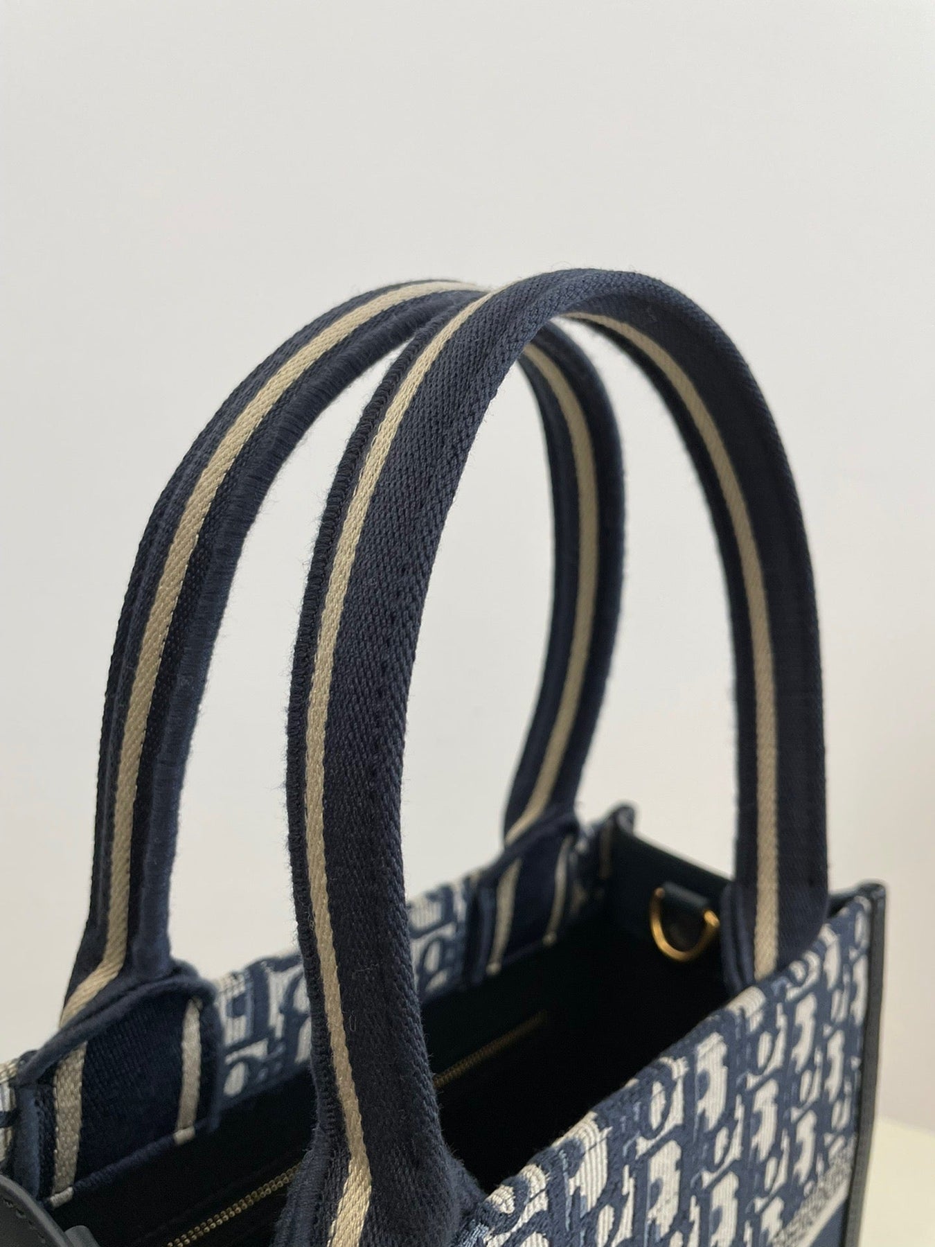 DIO Book Tote (26cm)