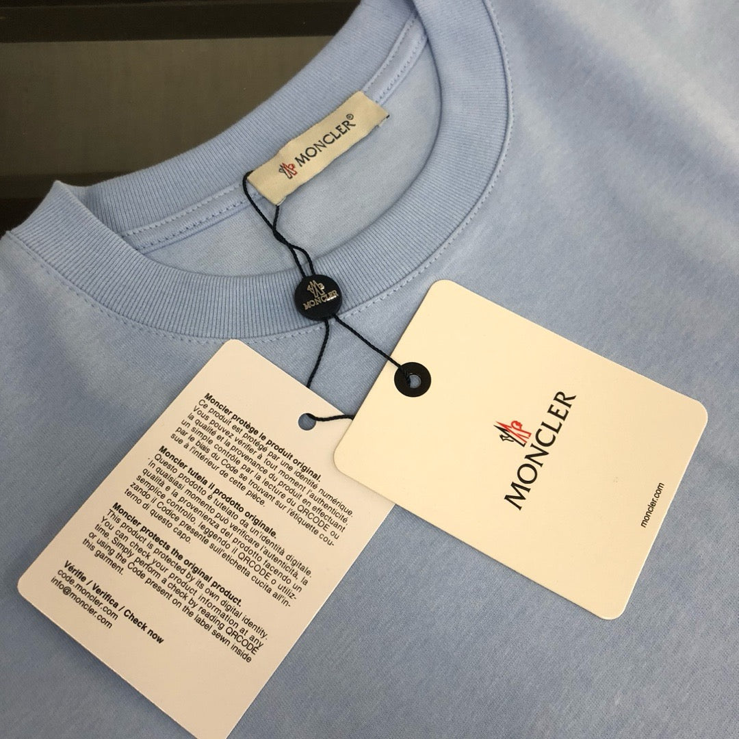 Moncler T-shirt