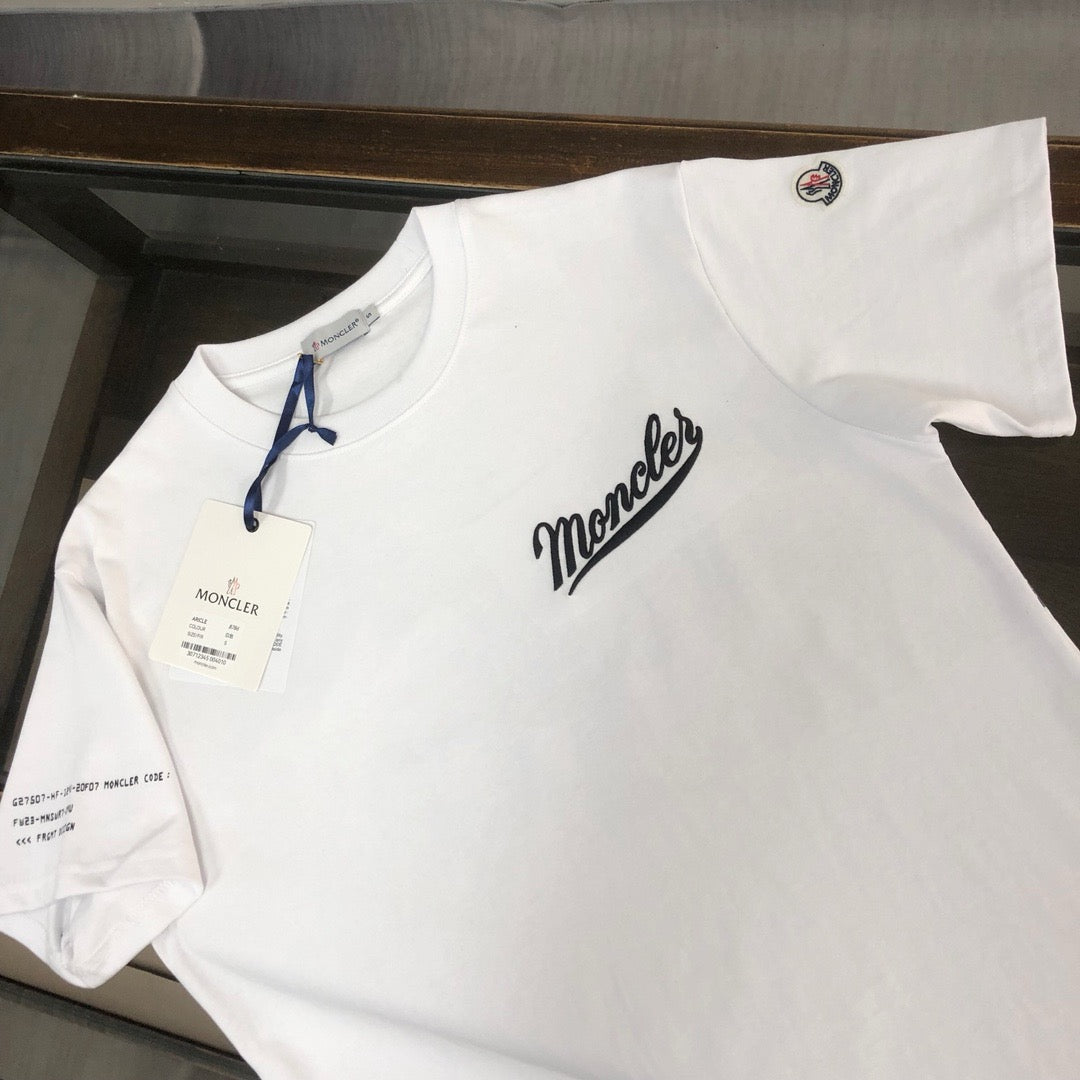 Moncler T-shirt