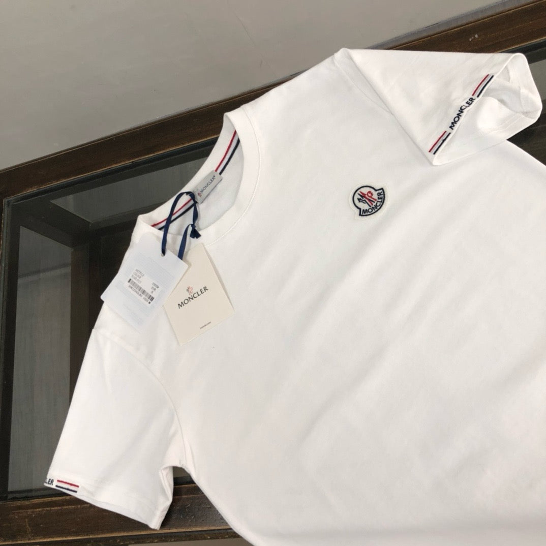 Moncler T-shirt