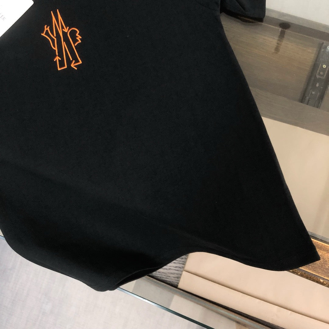Moncler T-shirt