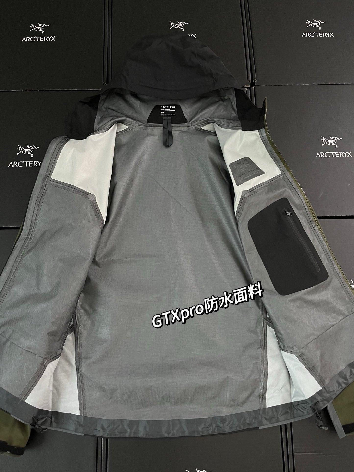 Arctery Jacket