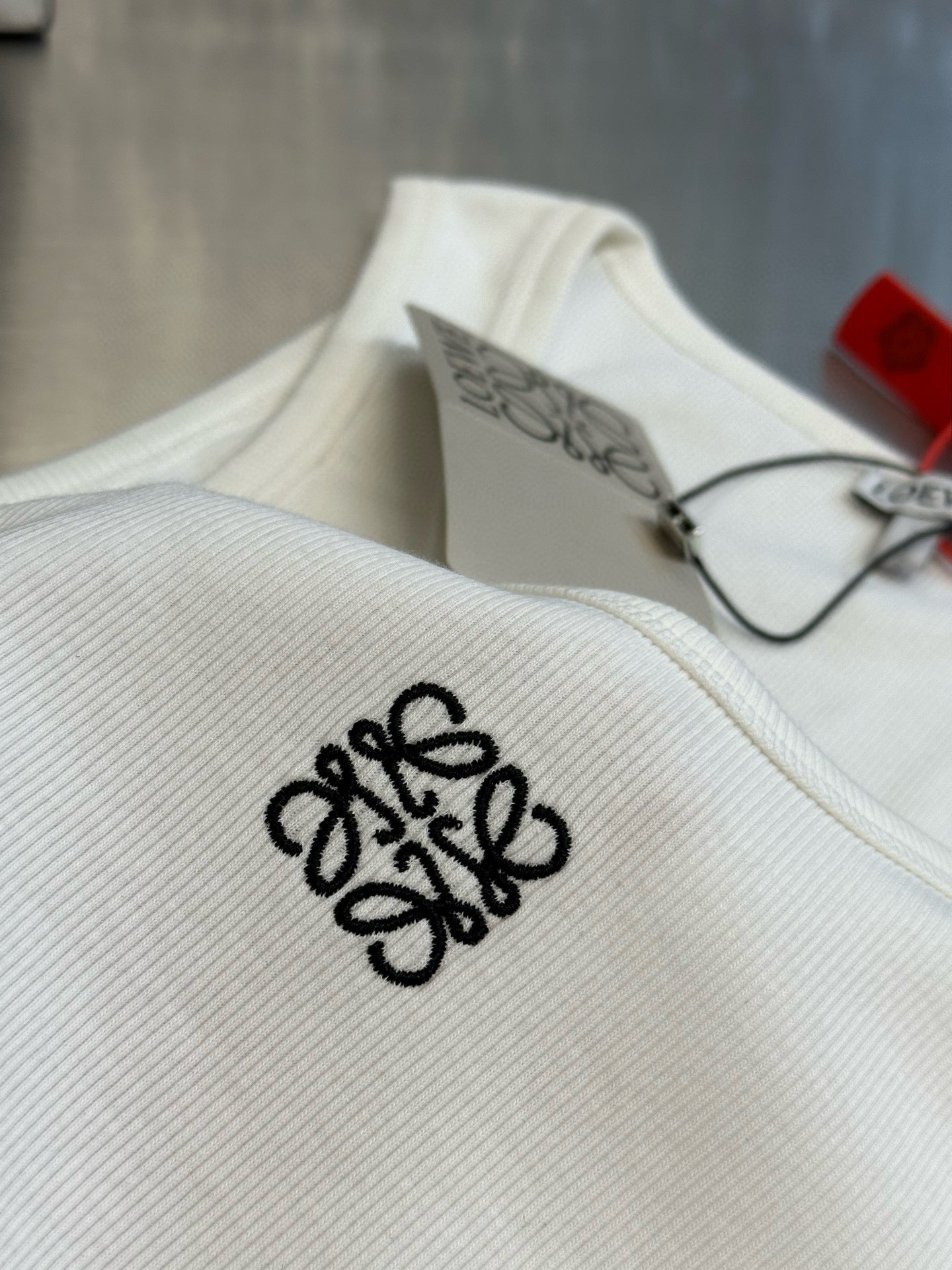 Loewe Singlet