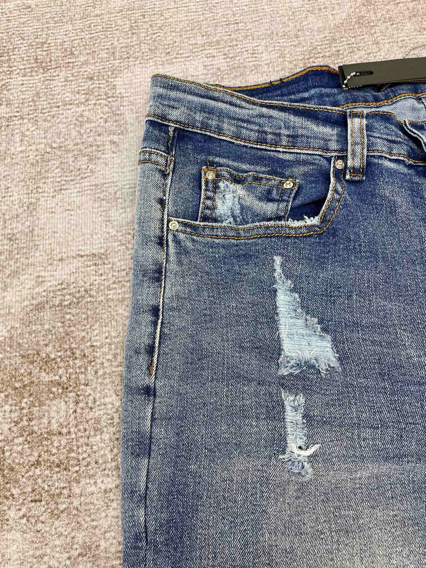 Amiri Jeans