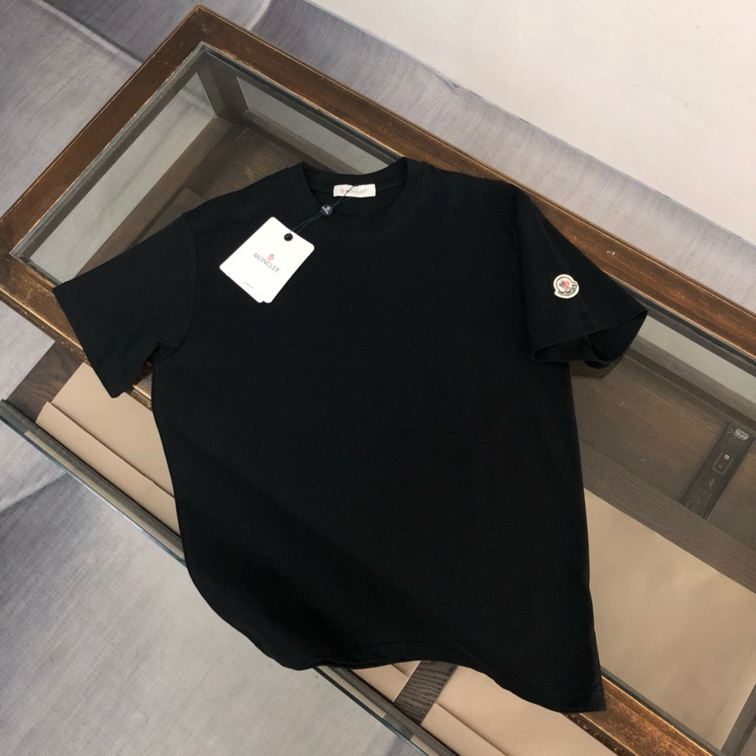 Moncler T-shirt