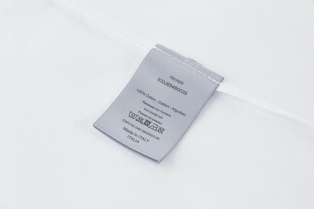 Dior T-shirt
