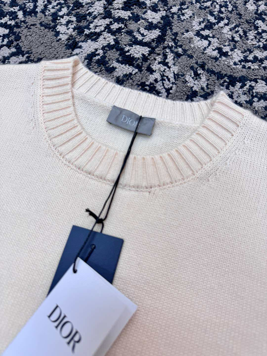 CD Sweater