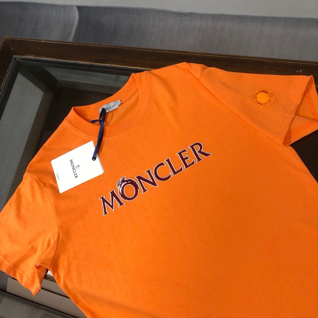 Moncler T-shirt