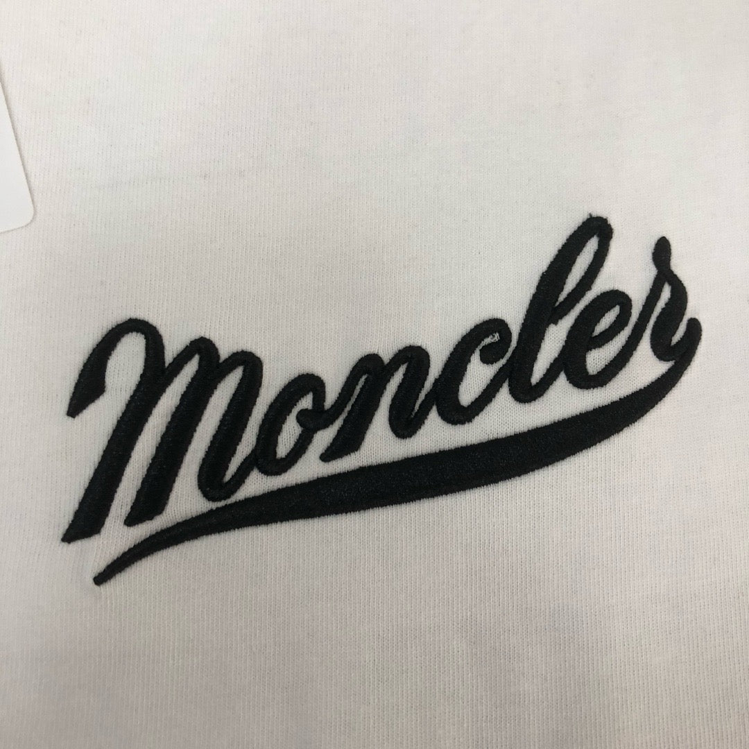 Moncler T-shirt