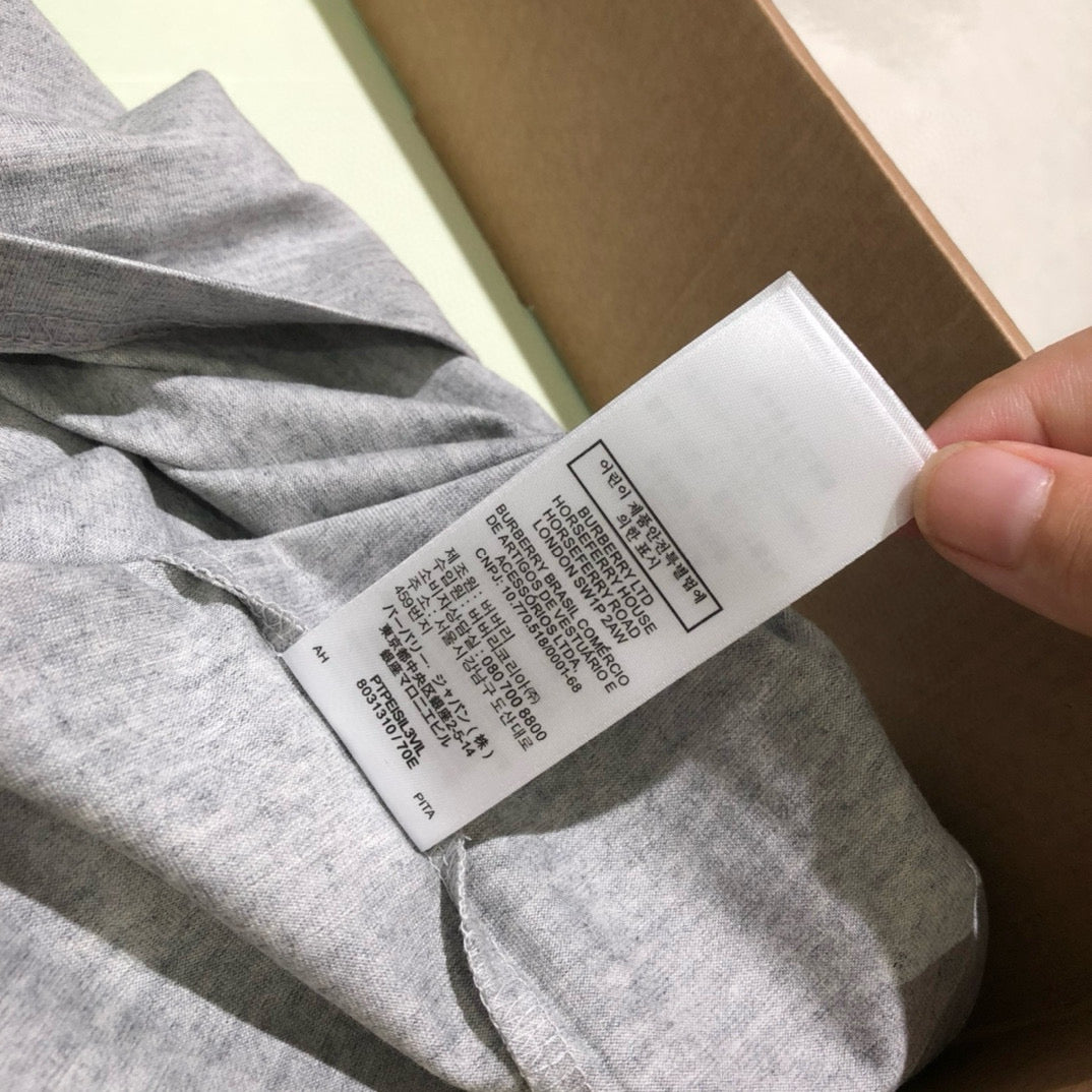 Burberry T-shirt