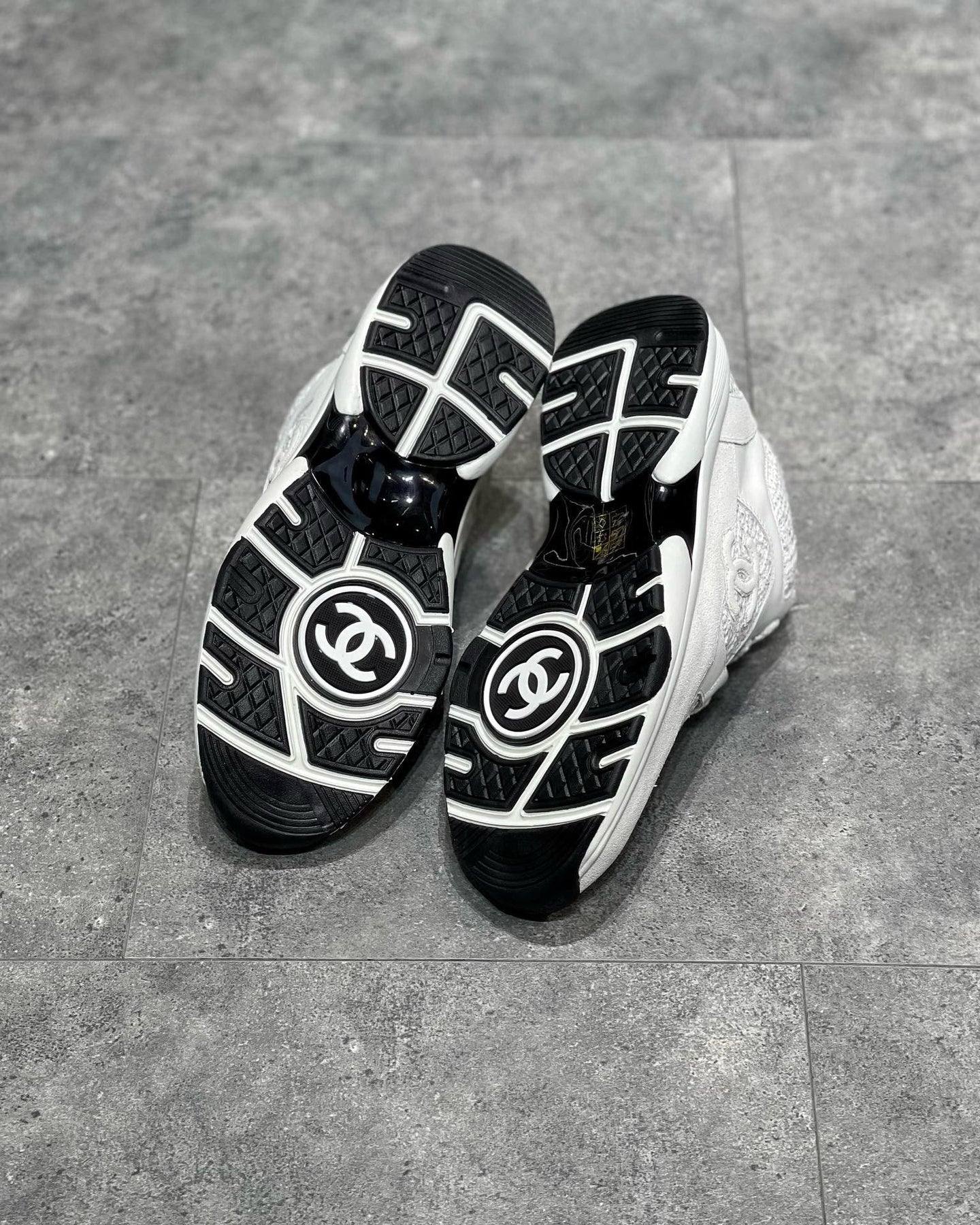 CHA Sneakers