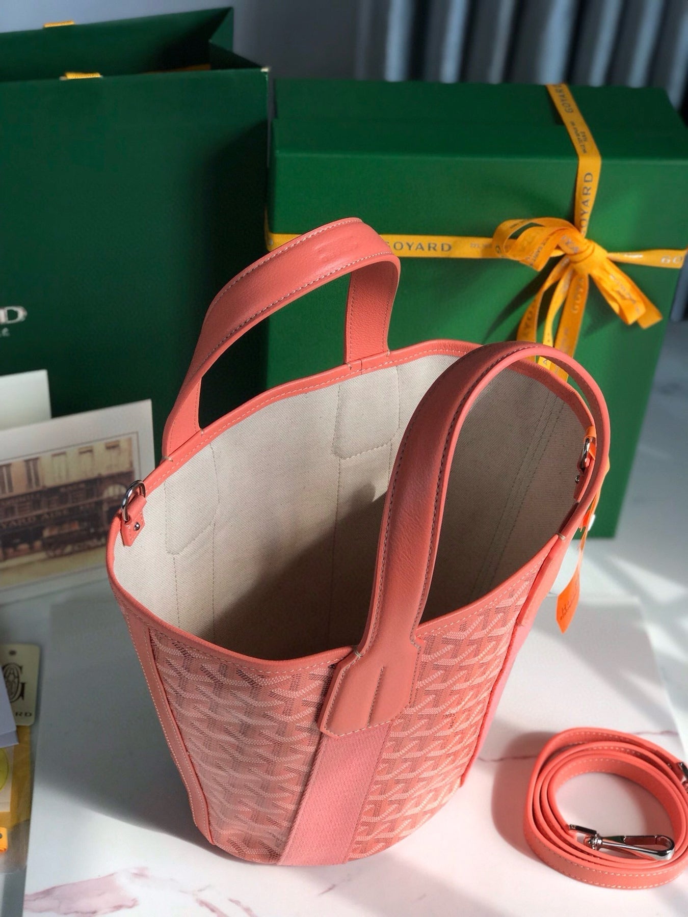 GOY BELHARRA 18*14*24