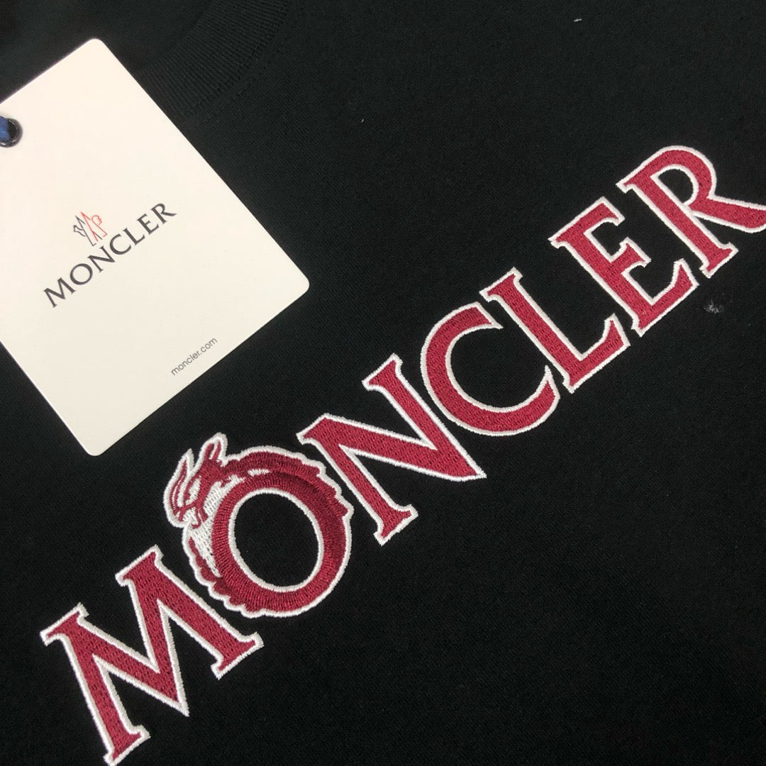 Moncler T-shirt