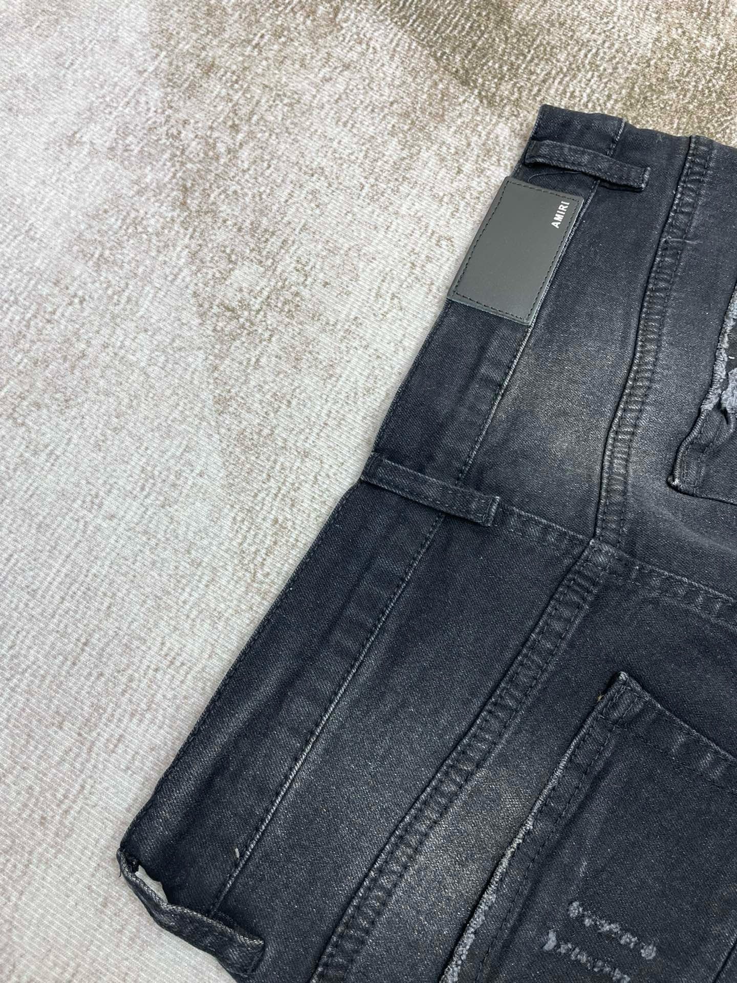 Amiri Jeans