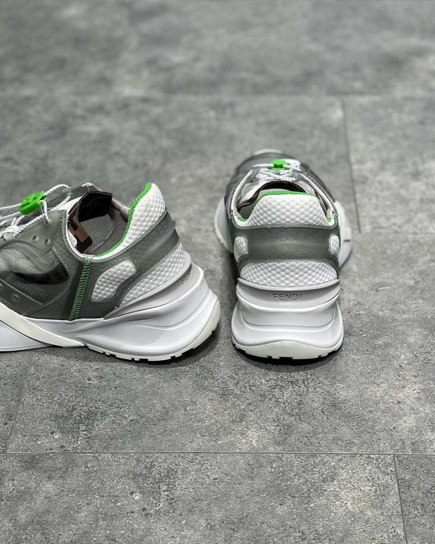 FEN Sneakers