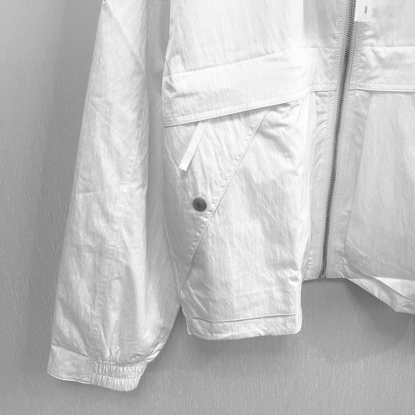 BV Windbreaker