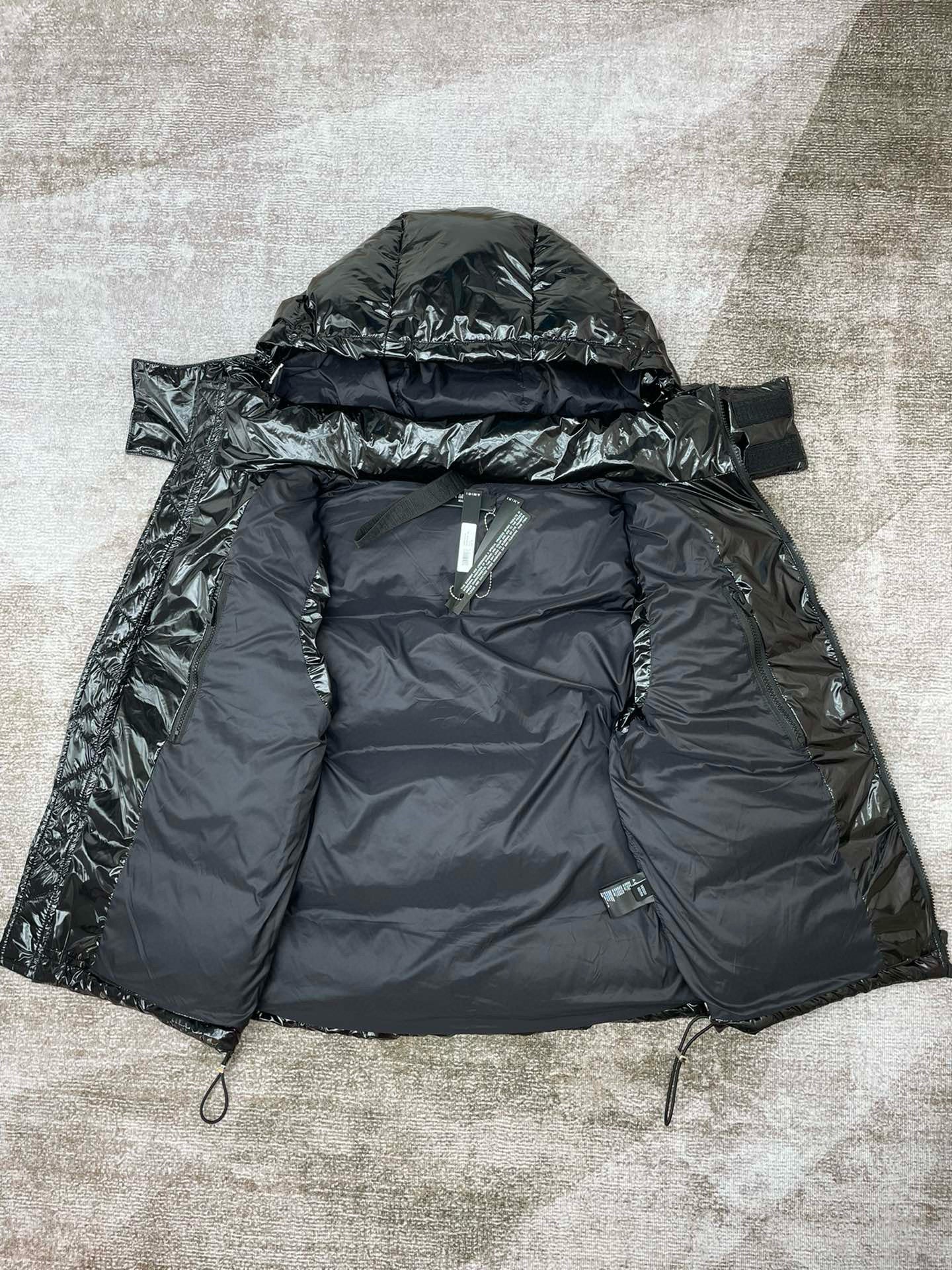 Amiri Vest