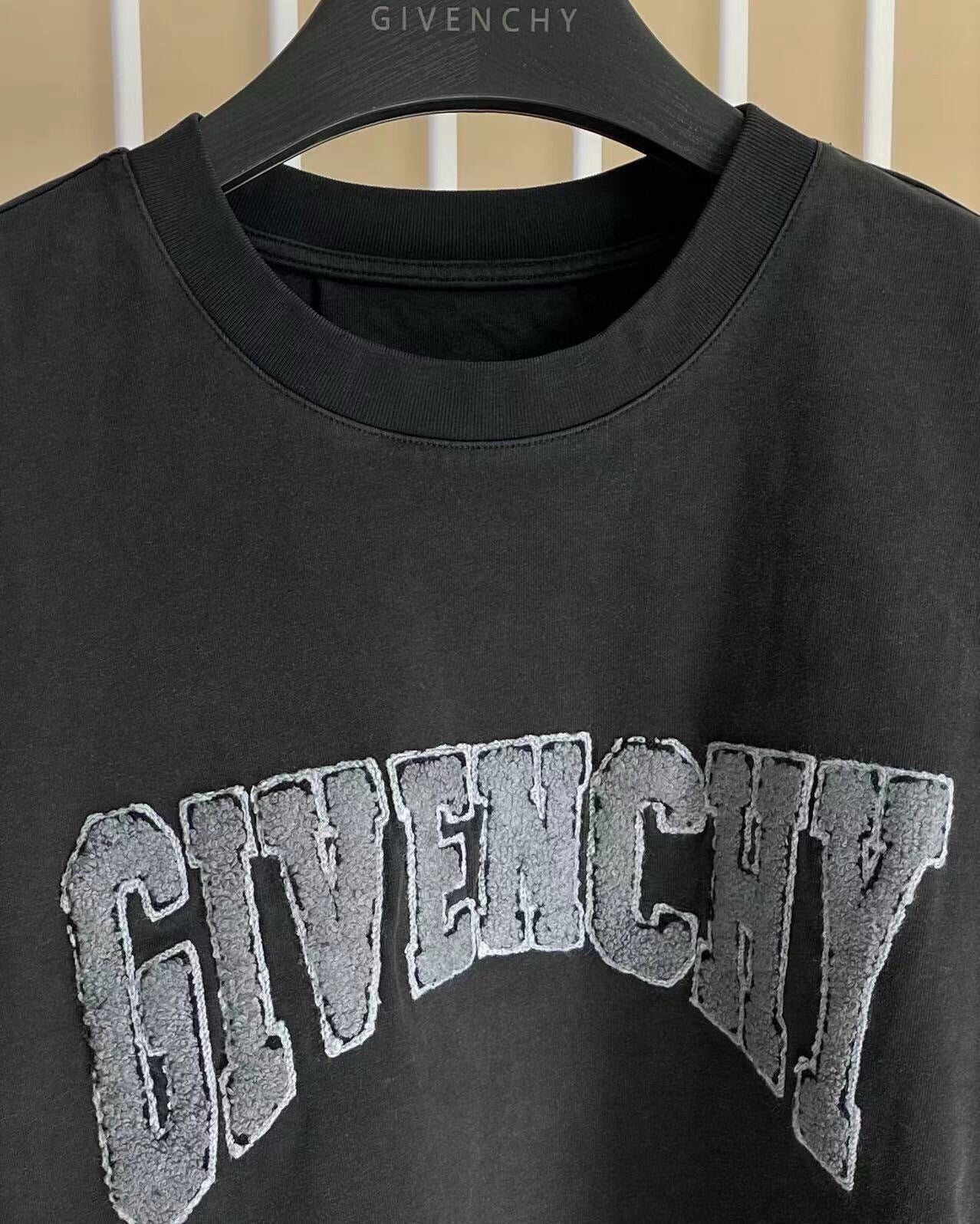 Givenchy Tee