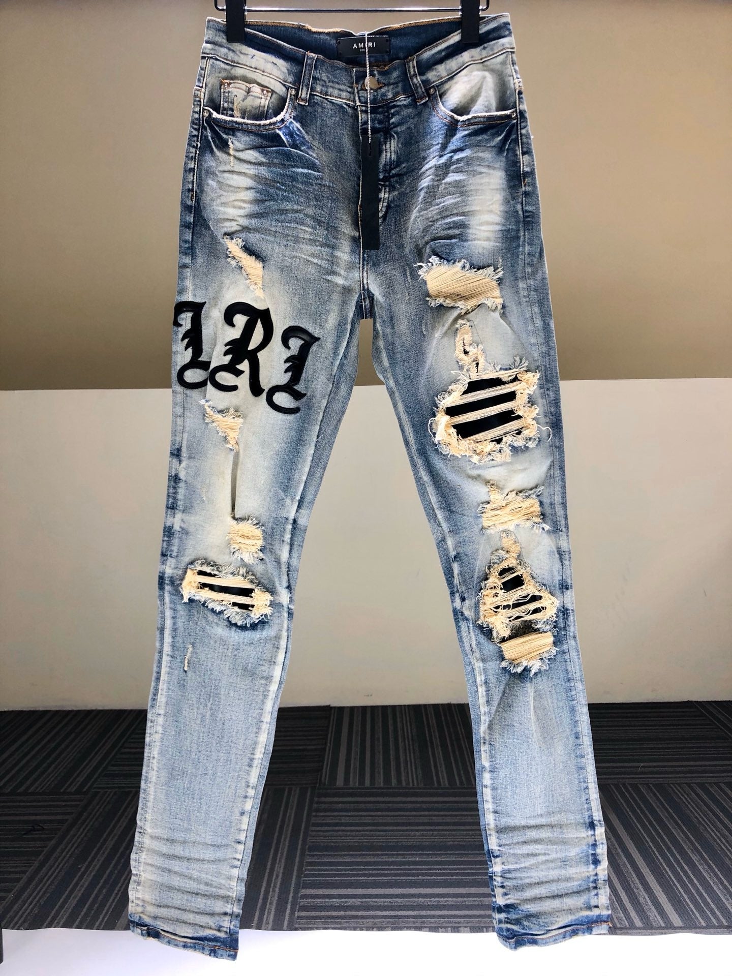 Amiri Jeans
