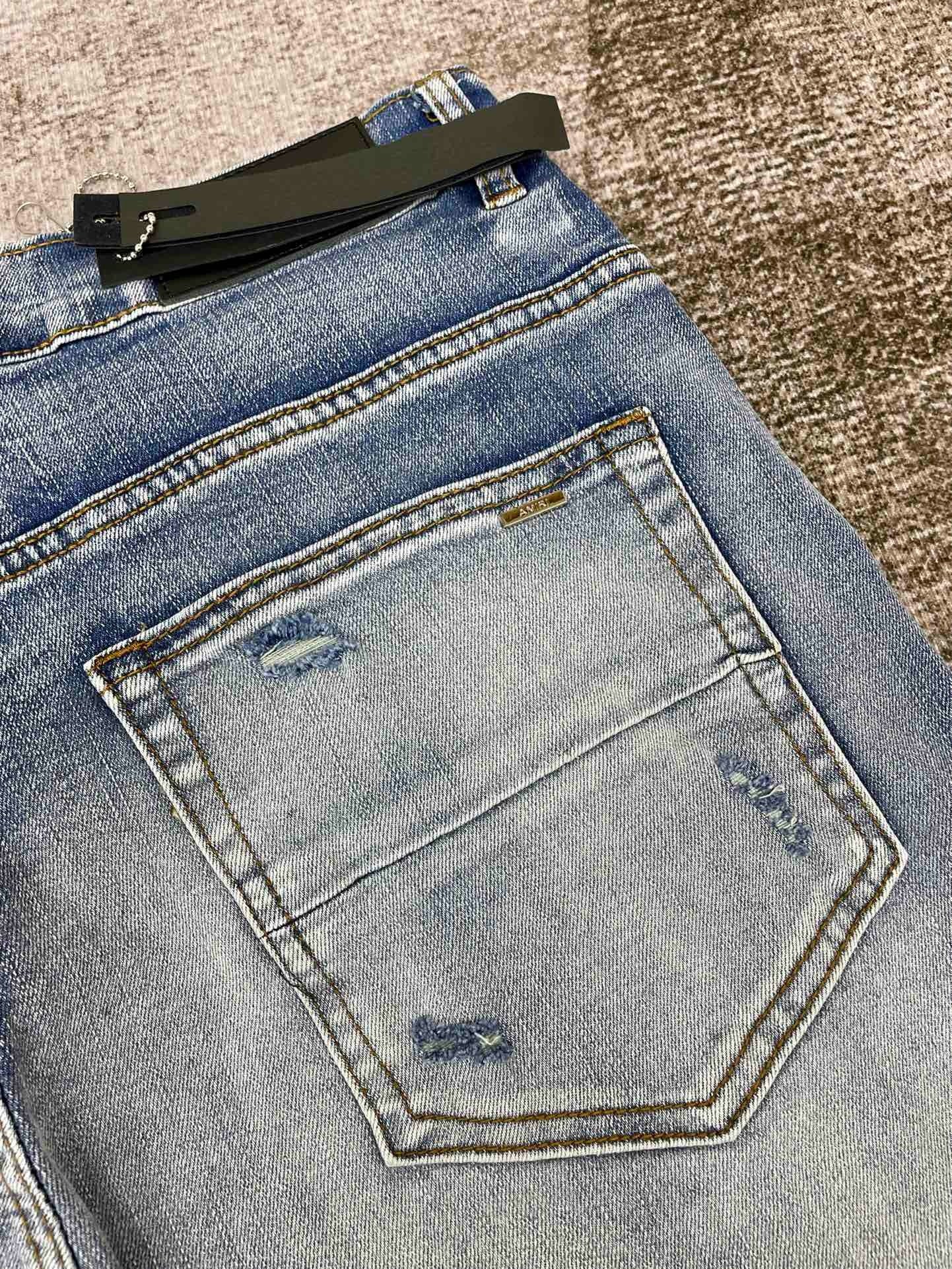 Amiri Jeans