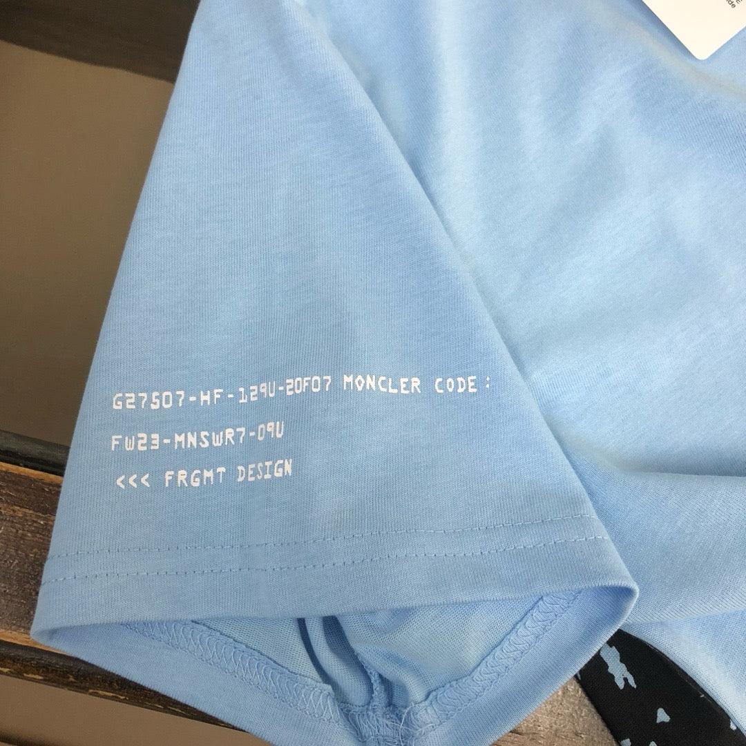 Moncler T-shirt