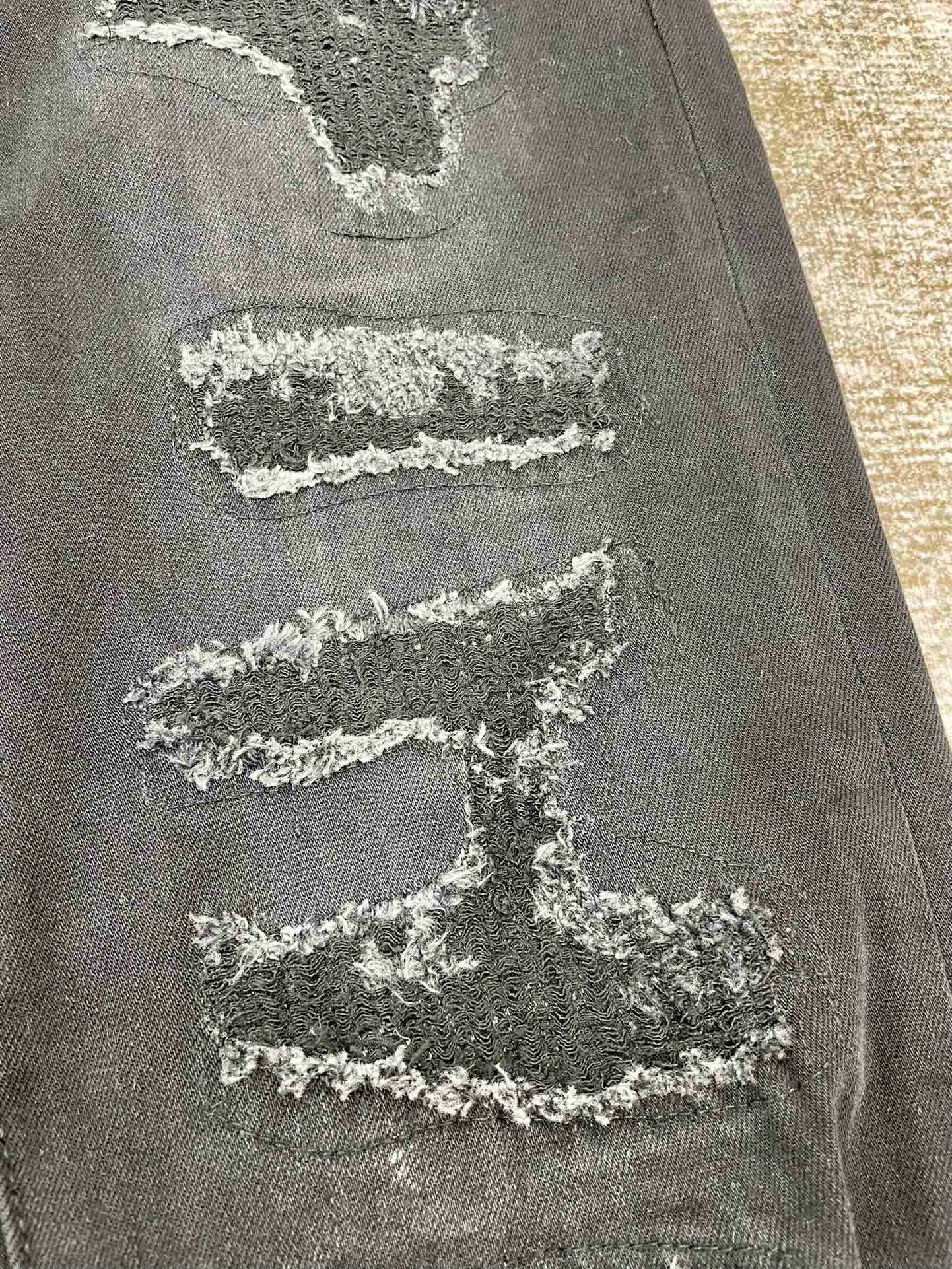 Amiri Jeans